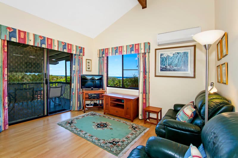 16 Coreen Drive, Wamberal, Wamberal - Thumbnail 4