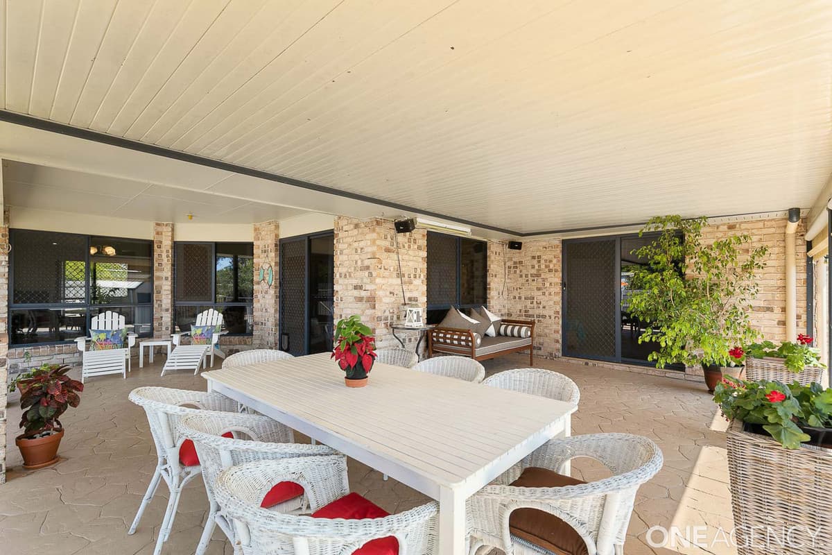 9 Berna Court, Point Vernon, Point Vernon - Image 1