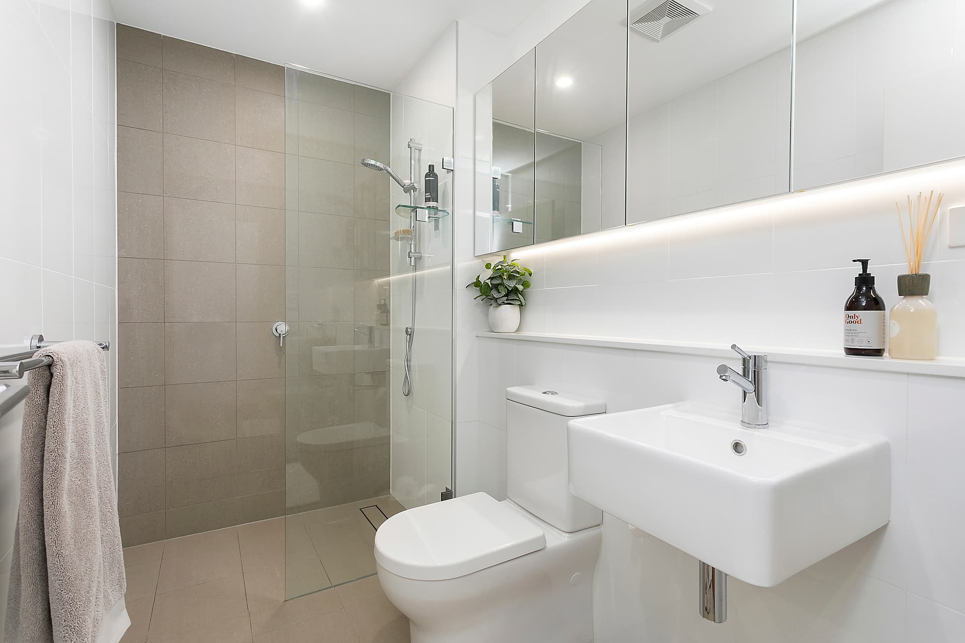 102/9 Moore Street, Sutherland, Sutherland - Thumbnail 5
