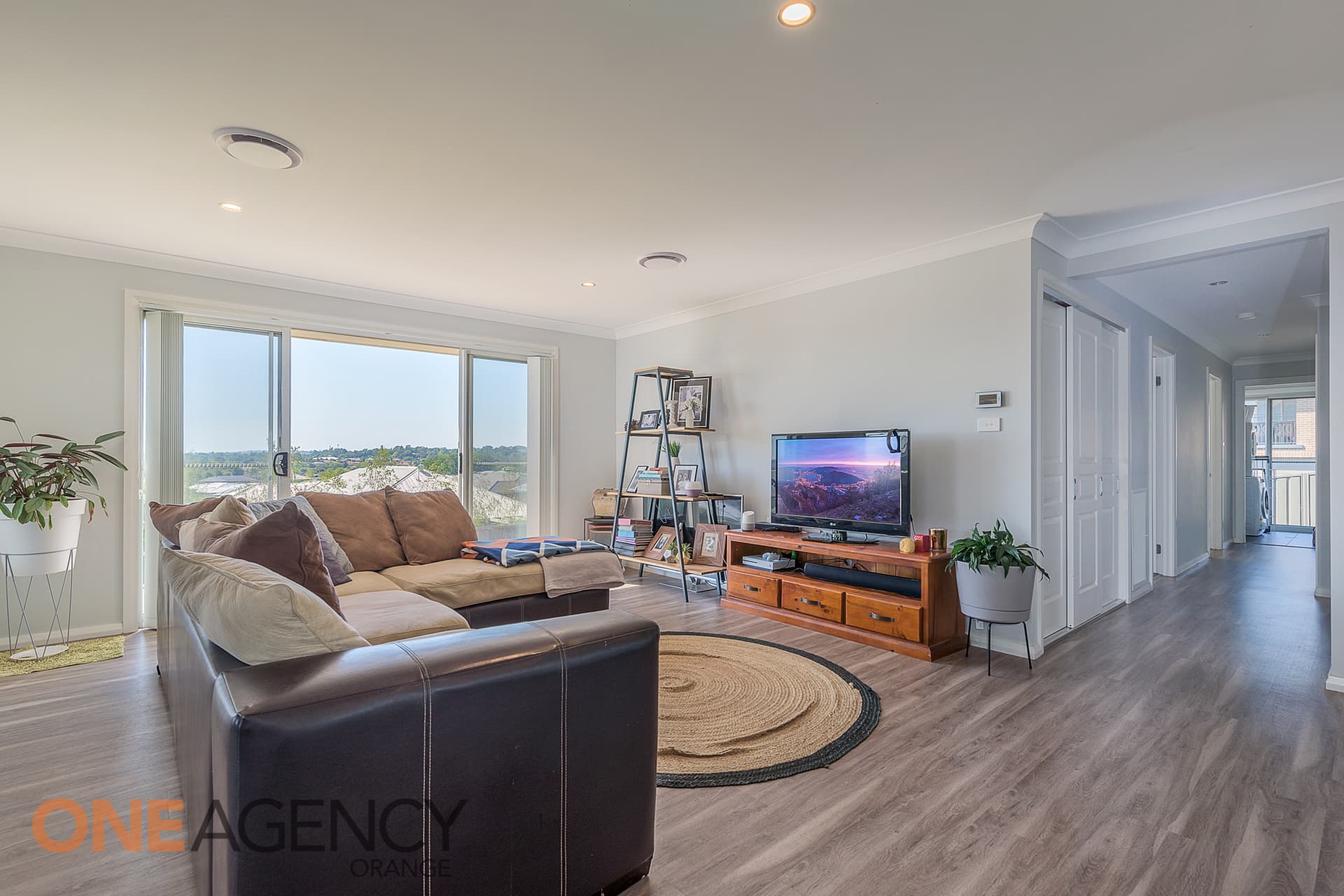 4/10 Redwood Street, Orange - Thumbnail 2