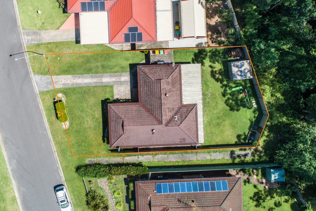 57 Perratt Close, Lisarow, Lisarow - Thumbnail 2
