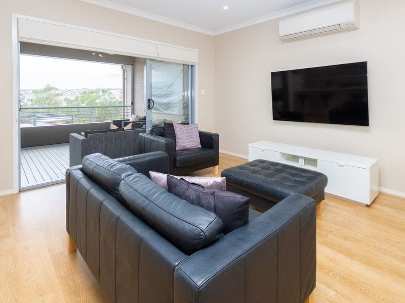 6 McKivat Drive, Springfield Lakes, Springfield Lakes - Thumbnail 6