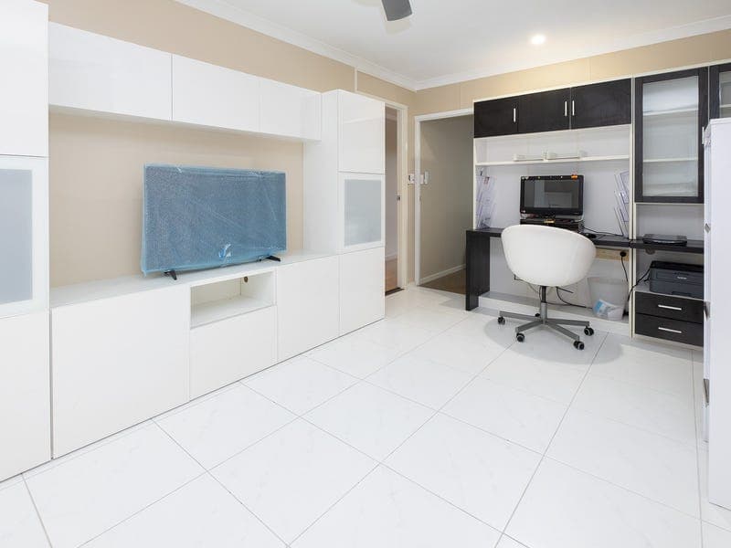 6 McKivat Drive, Springfield Lakes, Springfield Lakes - Thumbnail 8