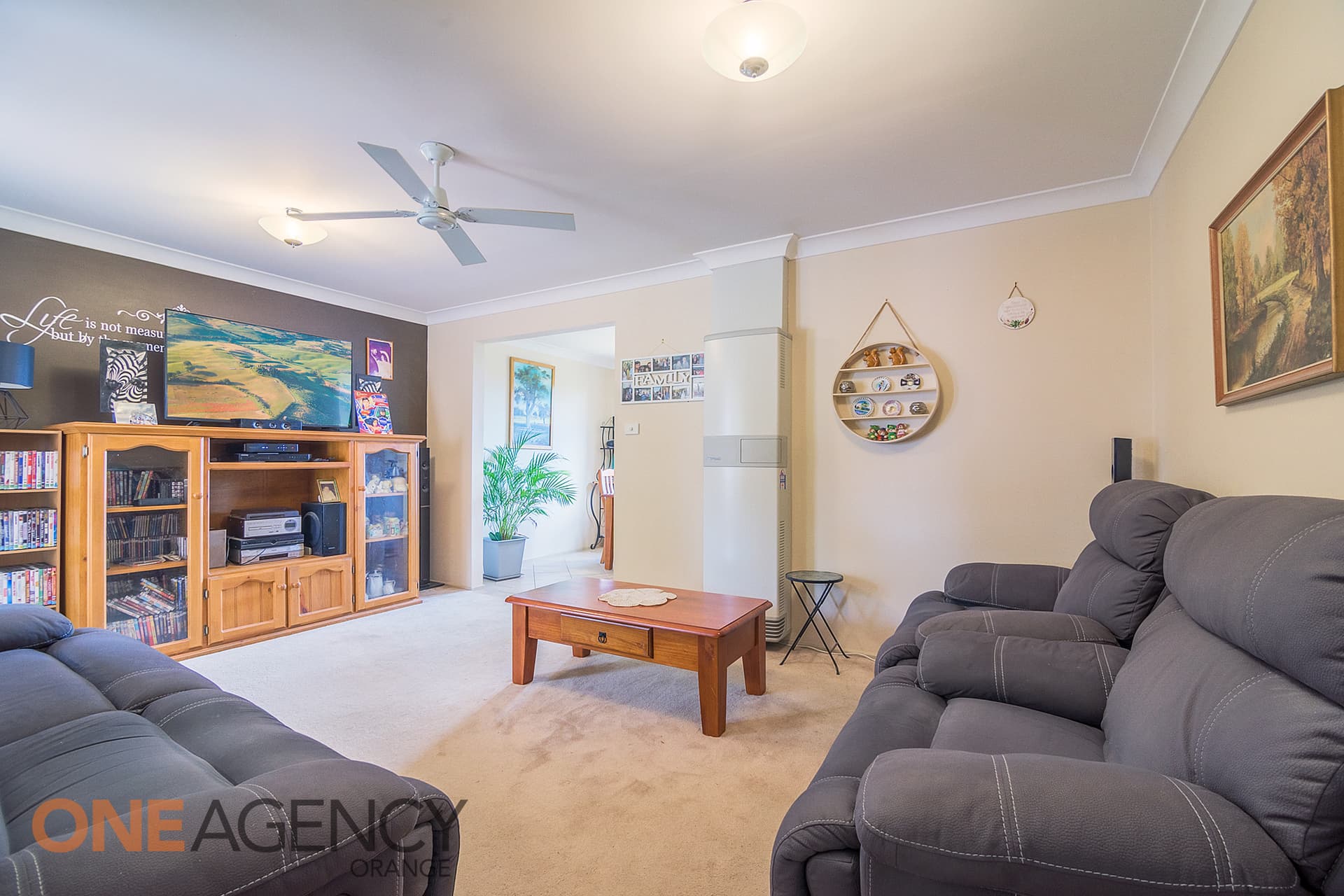 8 Alison Place, Orange, Orange - Thumbnail 2