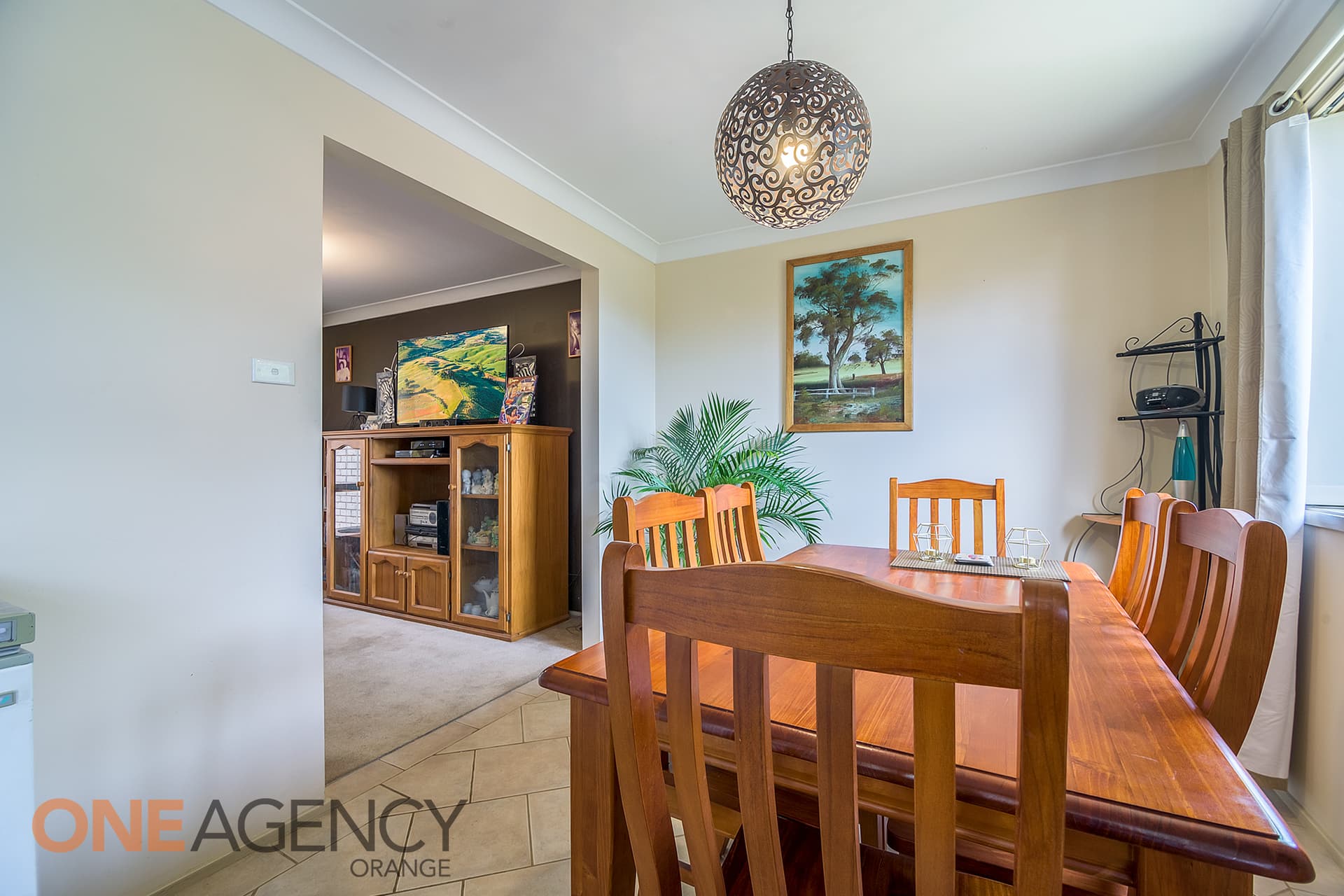 8 Alison Place, Orange, Orange - Thumbnail 3
