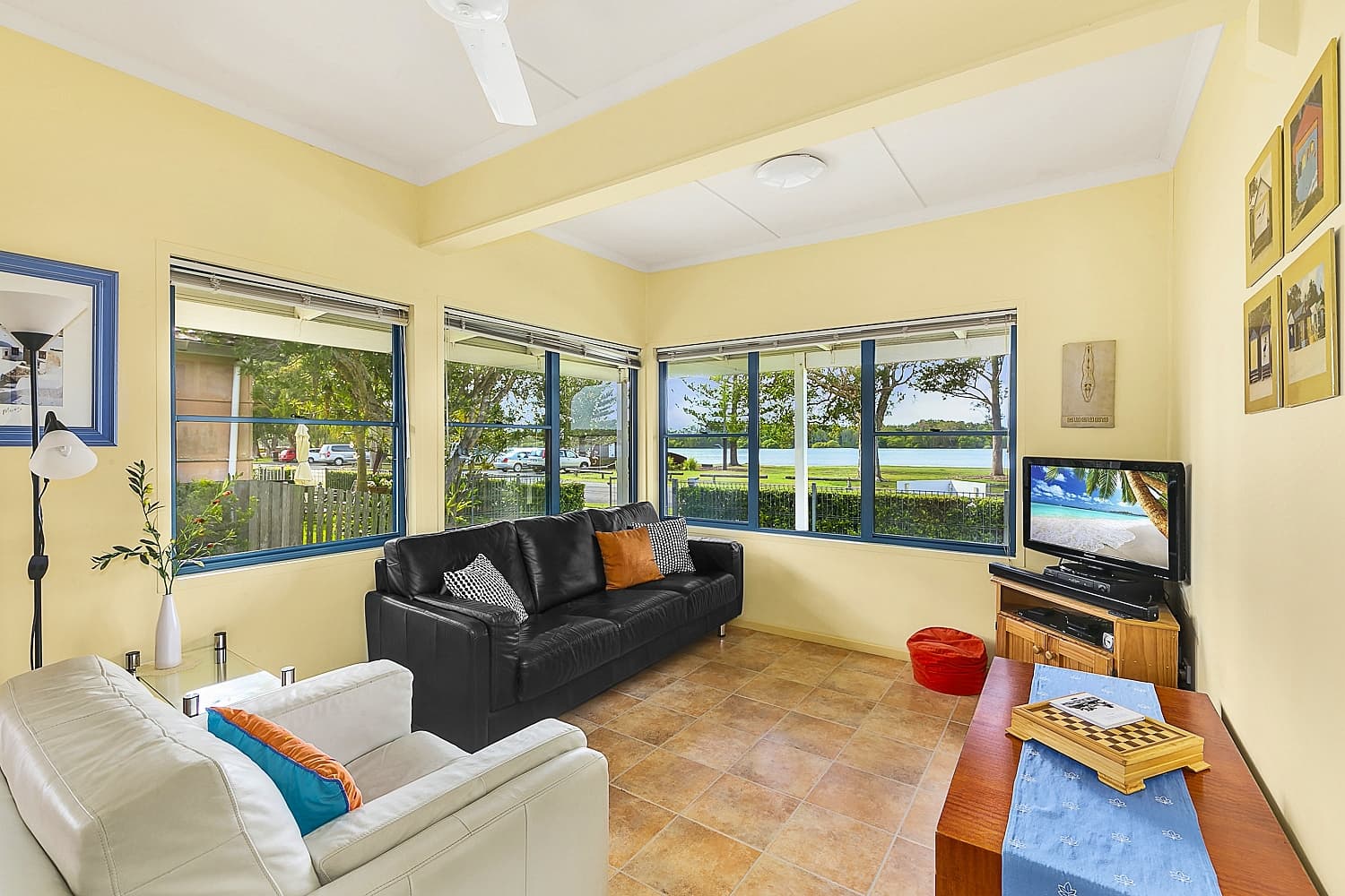 583 Ocean Drive, North Haven, North Haven - Thumbnail 2