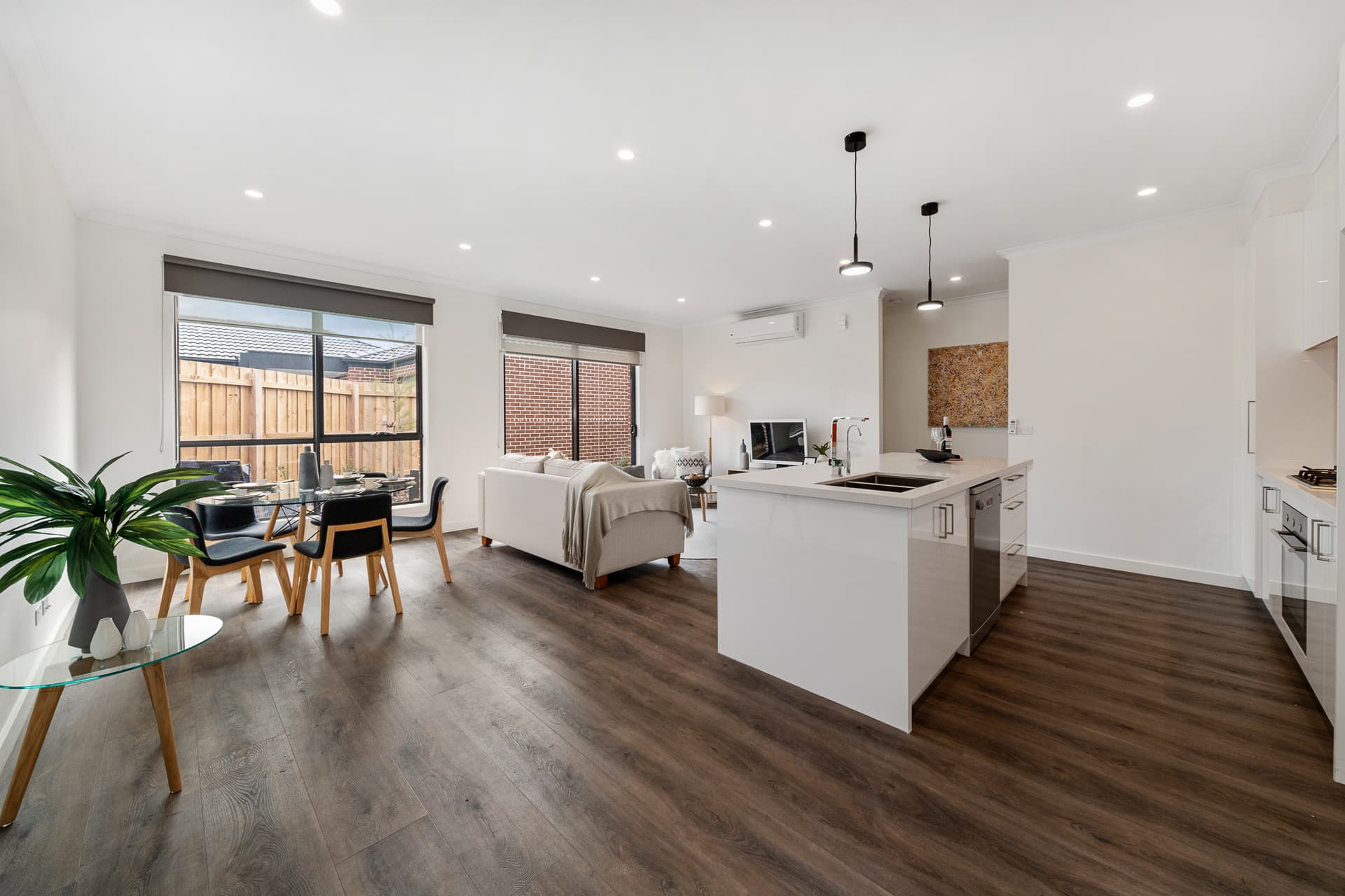 2/113 East Road, Seaford, Seaford - Image 1