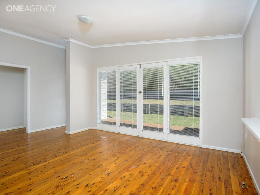 35 Warrawong Street, Kooringal, Kooringal - Thumbnail 2