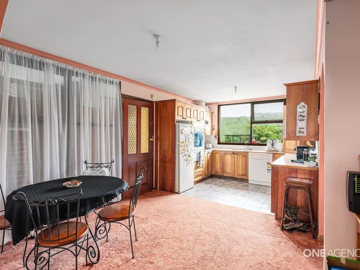 42 Raglan Street, Somerset, Somerset - Thumbnail 3