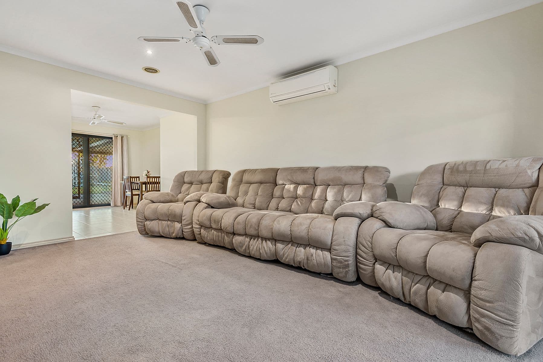 18 Dunai Walk, Delahey, Delahey - Thumbnail 4