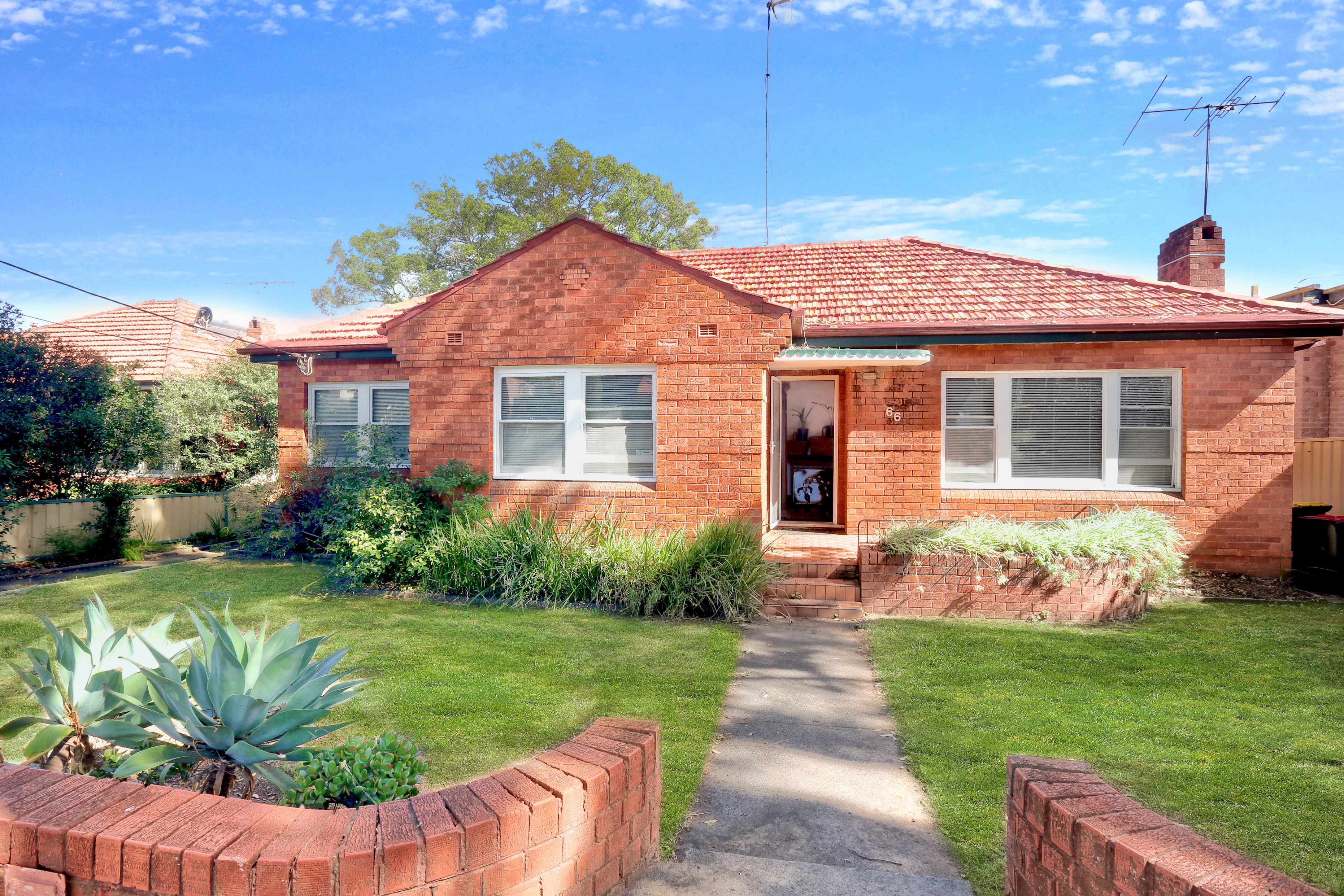 66 New England Drive, Kingsgrove, Kingsgrove - Image 1