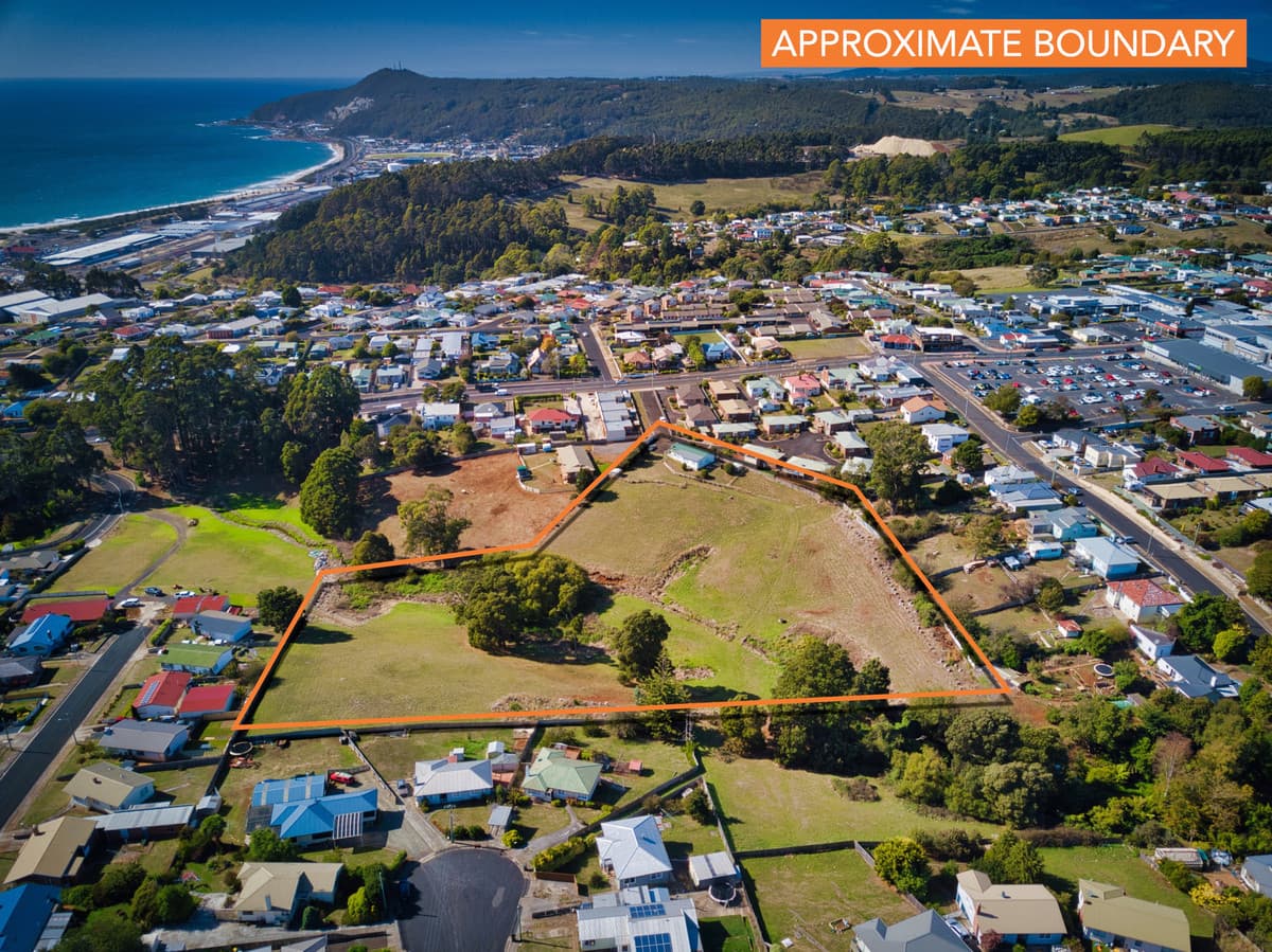 200 Mount Street, Upper Burnie, Upper Burnie - Image 1