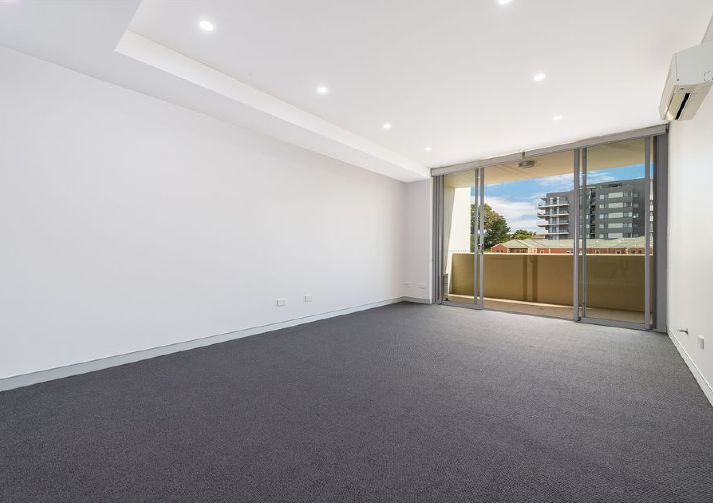 18/22 Gladstone Avenue, Wollongong, Wollongong - Thumbnail 2