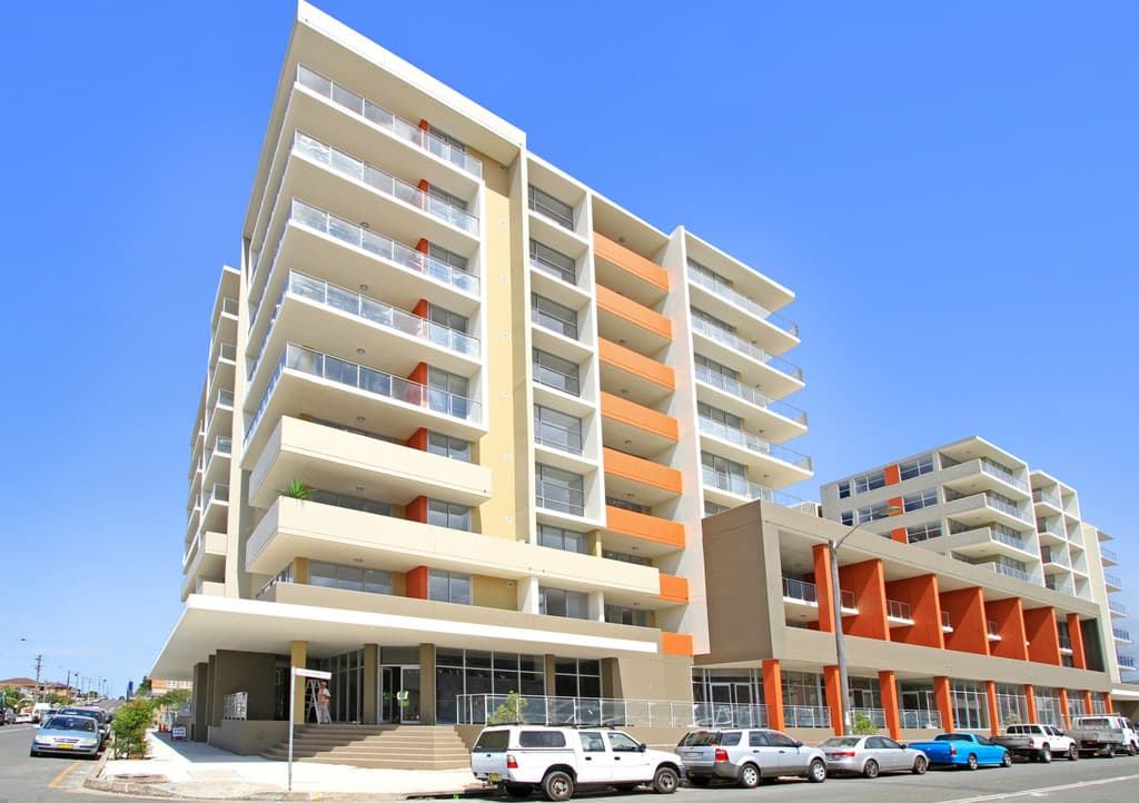 18/22 Gladstone Avenue, Wollongong, Wollongong - Image 1