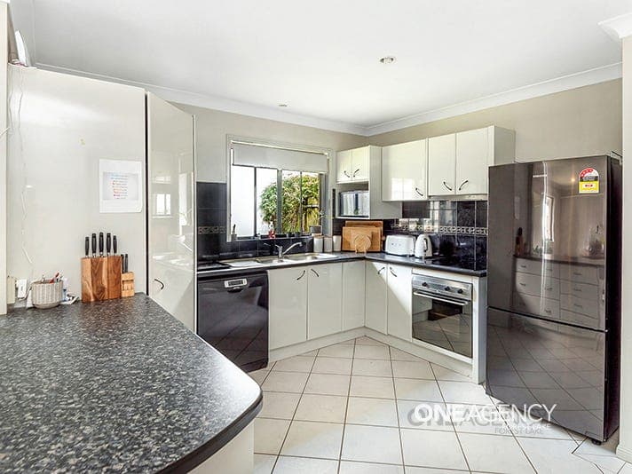 24 Medici Place, Forest Lake, Forest Lake - Thumbnail 4