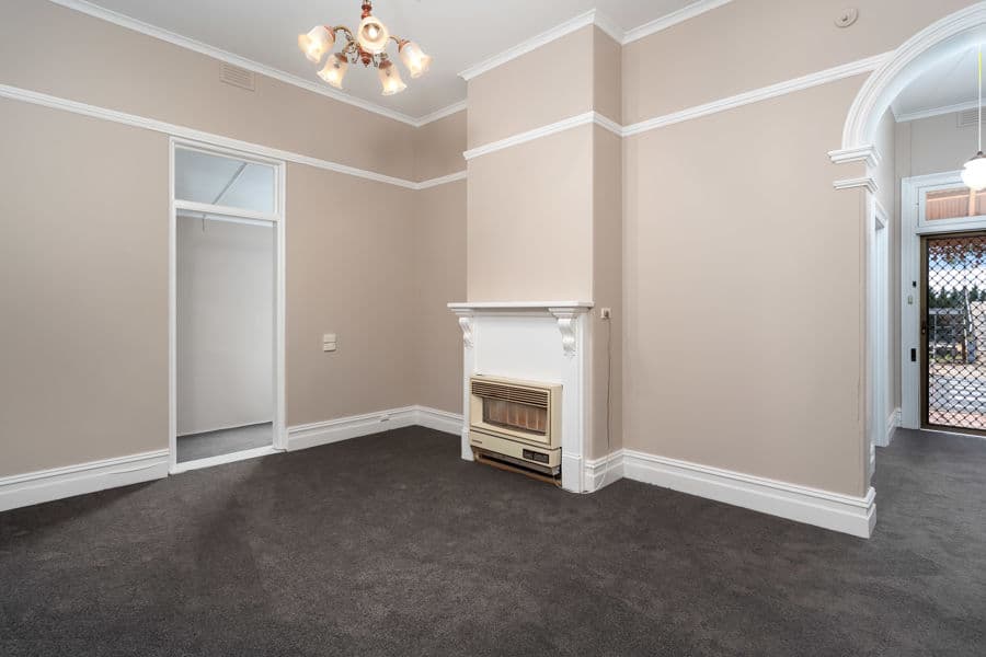 86 RAILWAY Street, Turvey Park, Turvey Park - Thumbnail 2