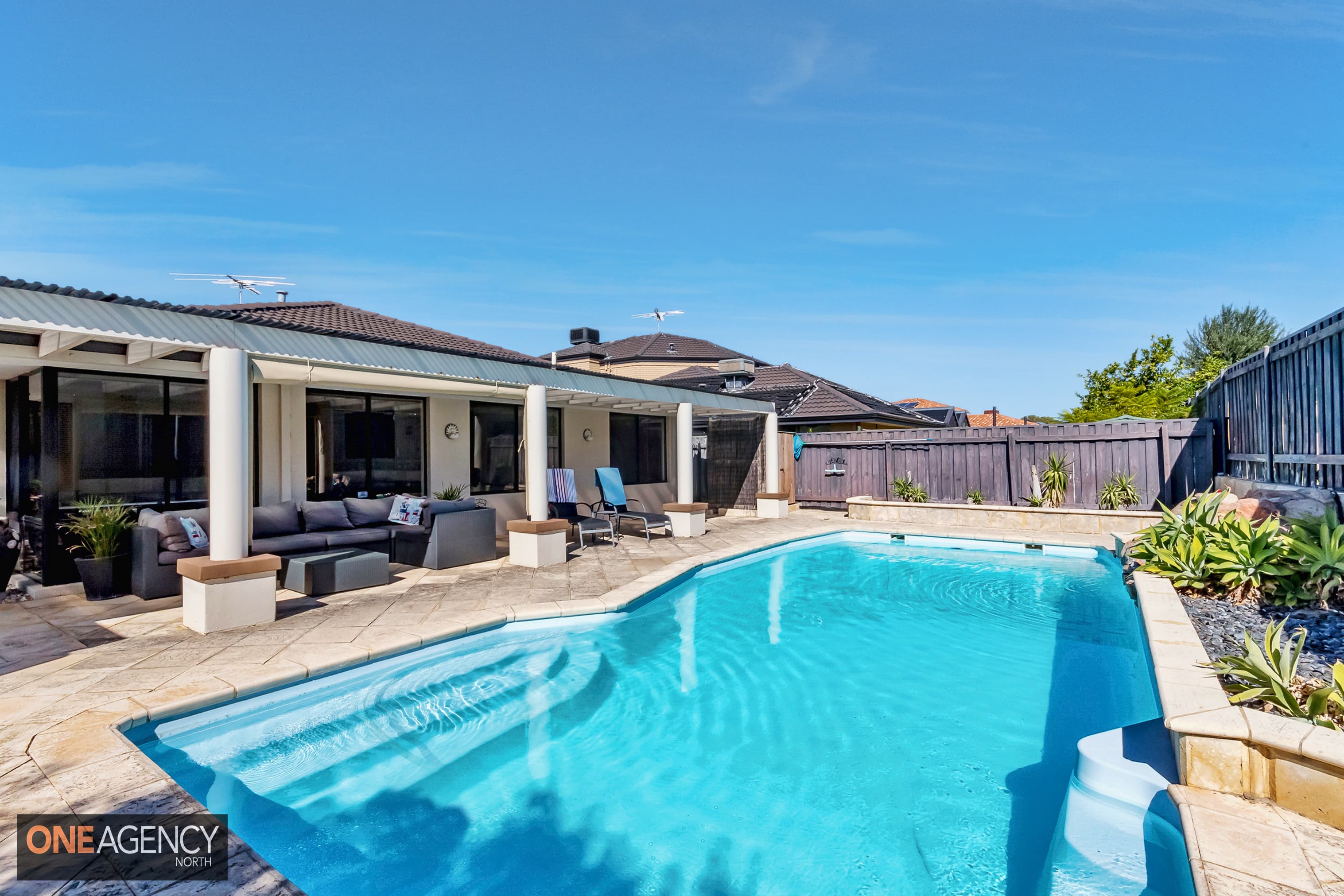 122 Broadbeach Boulevard, Hillarys, Hillarys - Thumbnail 2