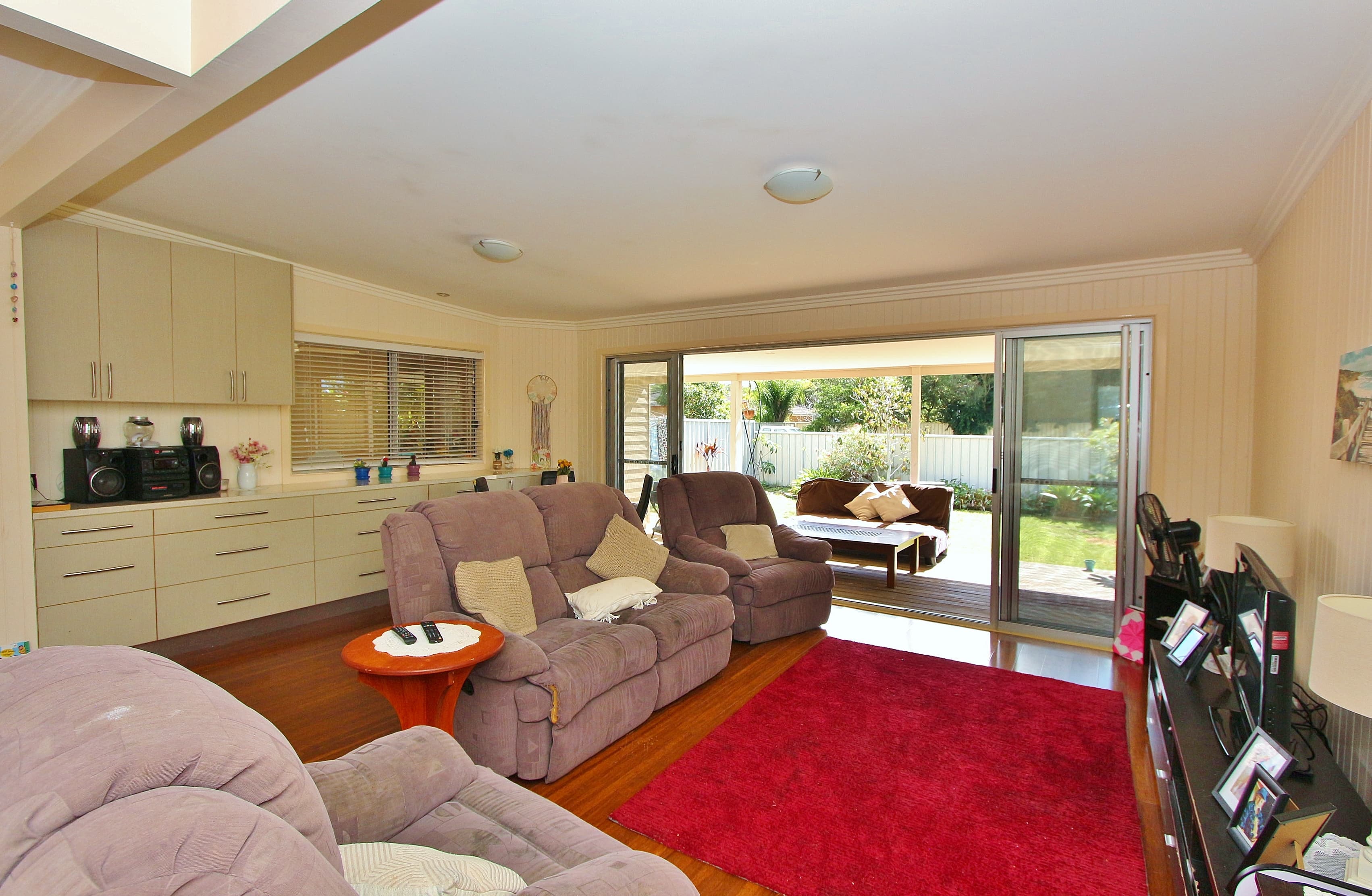 517 Ocean Drive, North Haven, North Haven - Thumbnail 2
