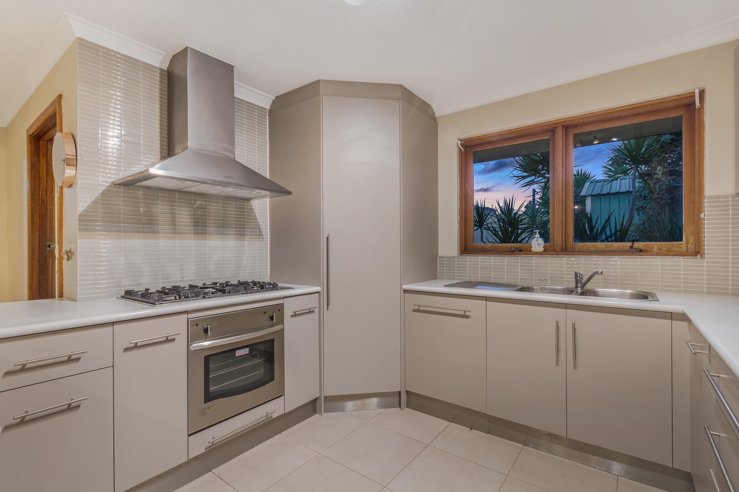 21 Downing Crescent, Wanneroo, Wanneroo - Thumbnail 5
