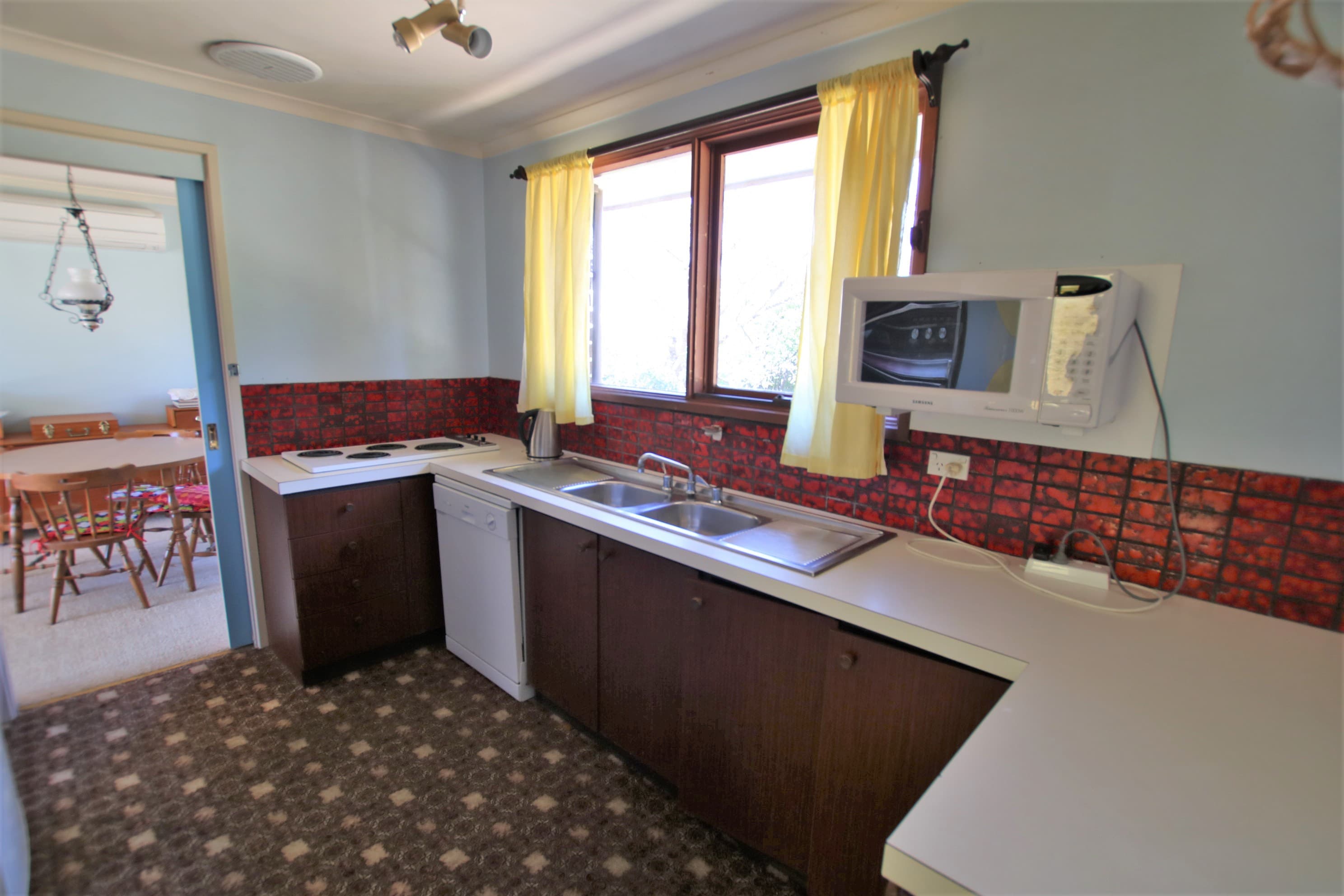 8 Warra Street, Cooma, Cooma - Thumbnail 7
