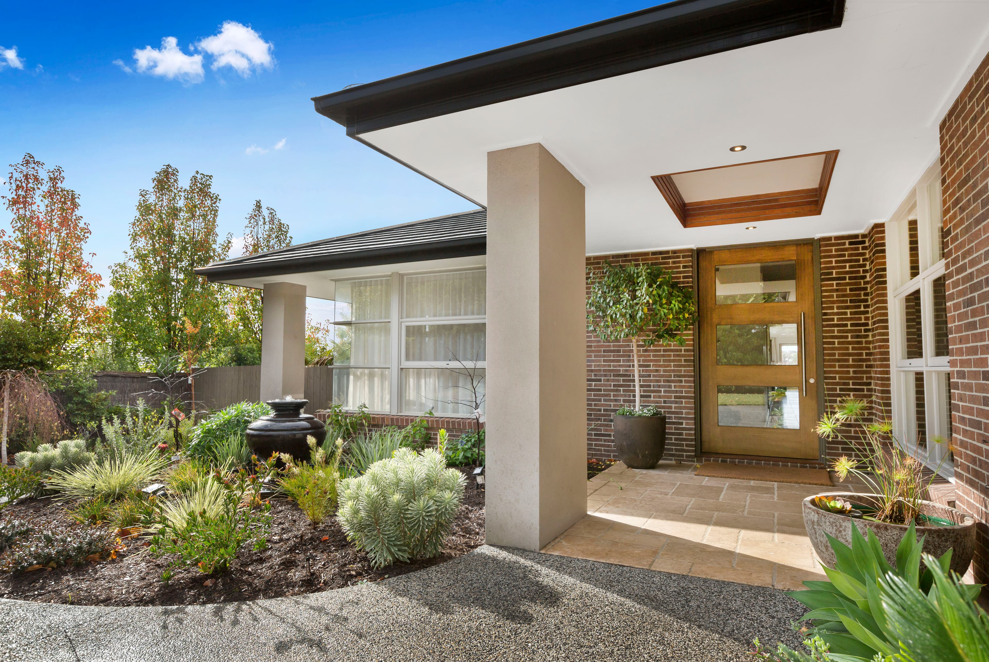 2/99 Humphries Road, Frankston South, Frankston South - Thumbnail 2