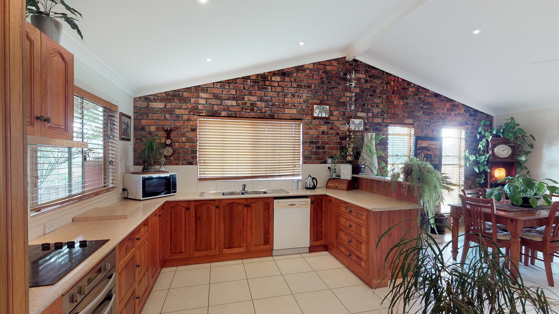 6 Chestnut Avenue, Sandy Beach, Sandy Beach - Thumbnail 8