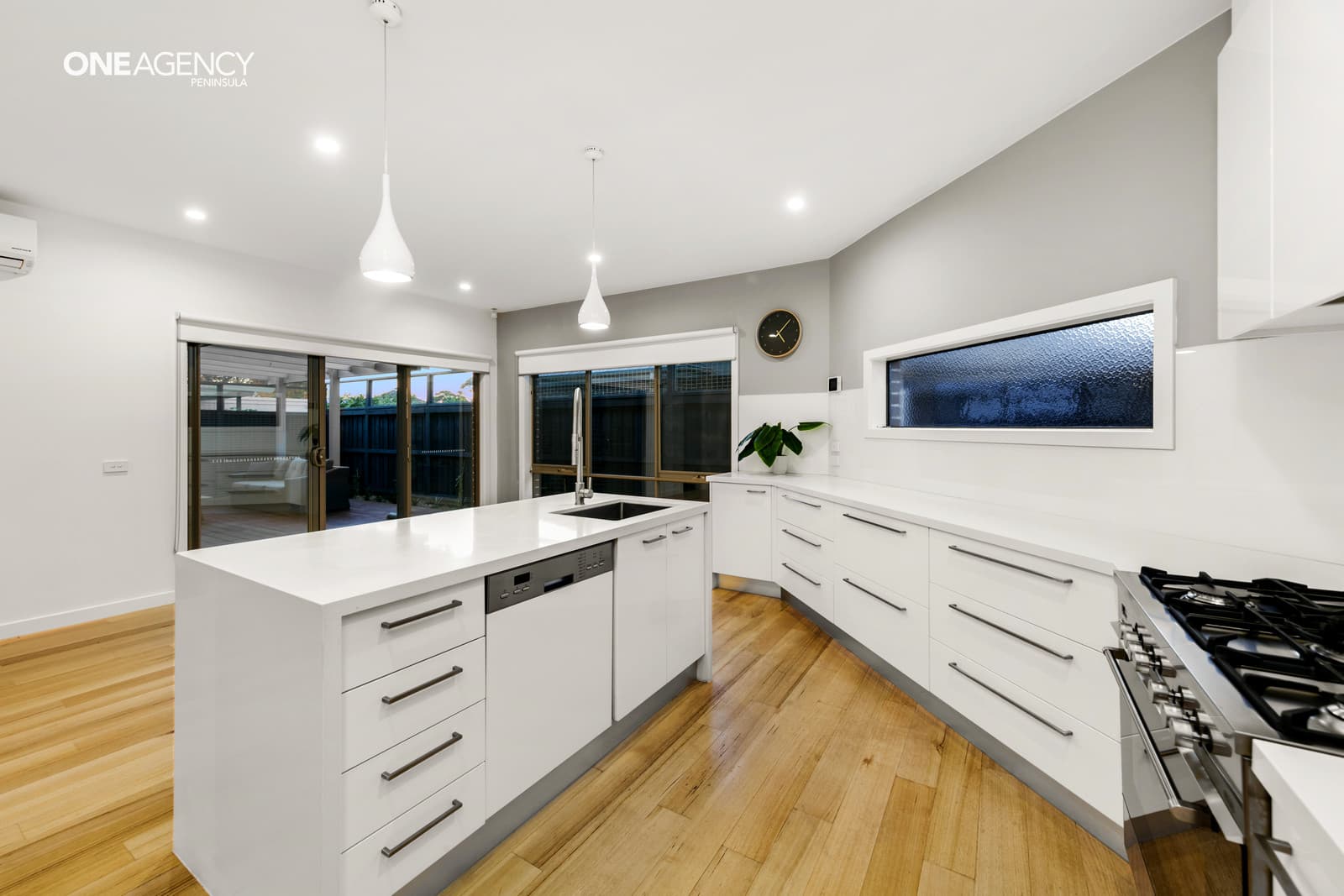 80A South Road, Rosebud, Rosebud - Image 1