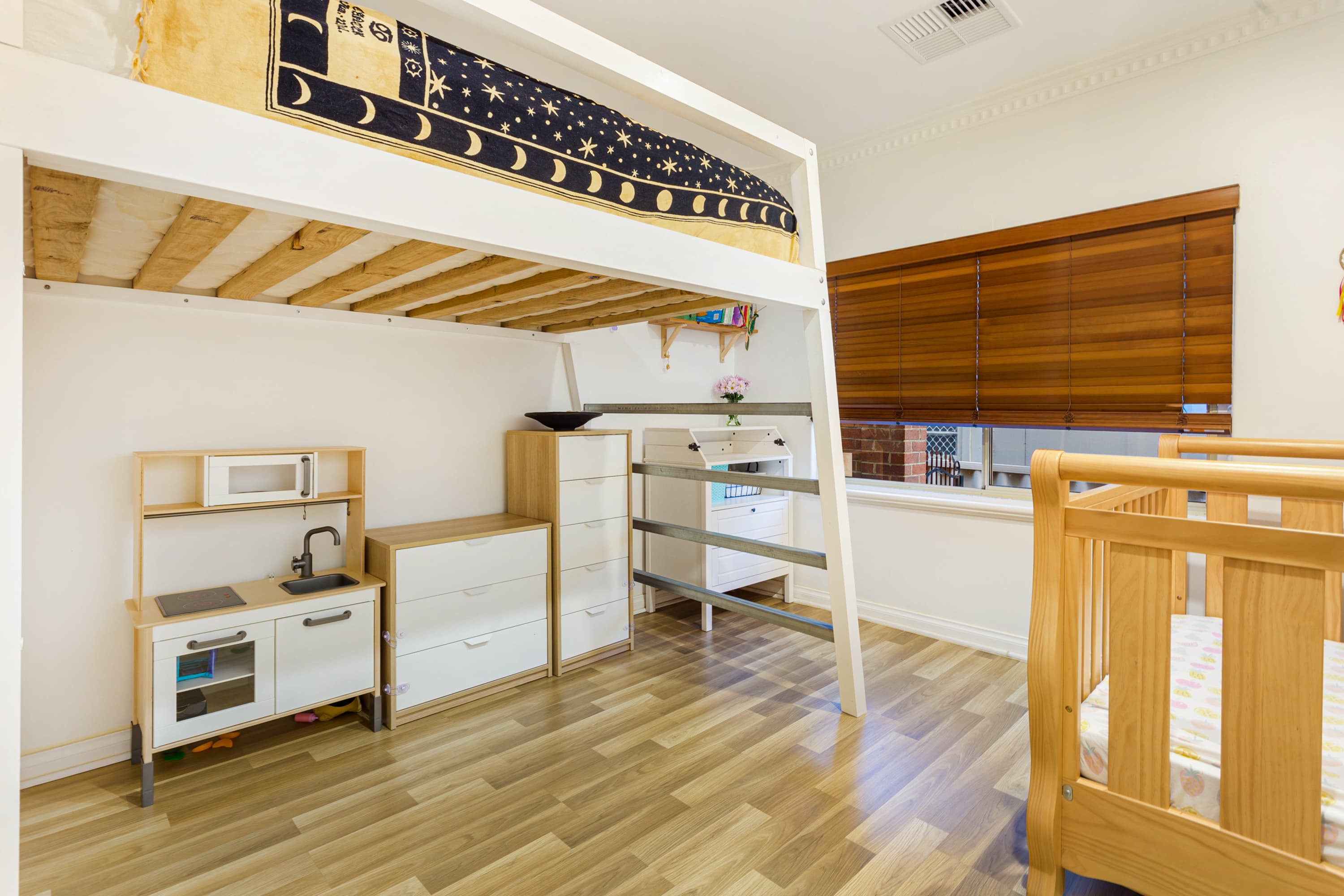 126 Northstead Street, Scarborough, Scarborough - Thumbnail 7