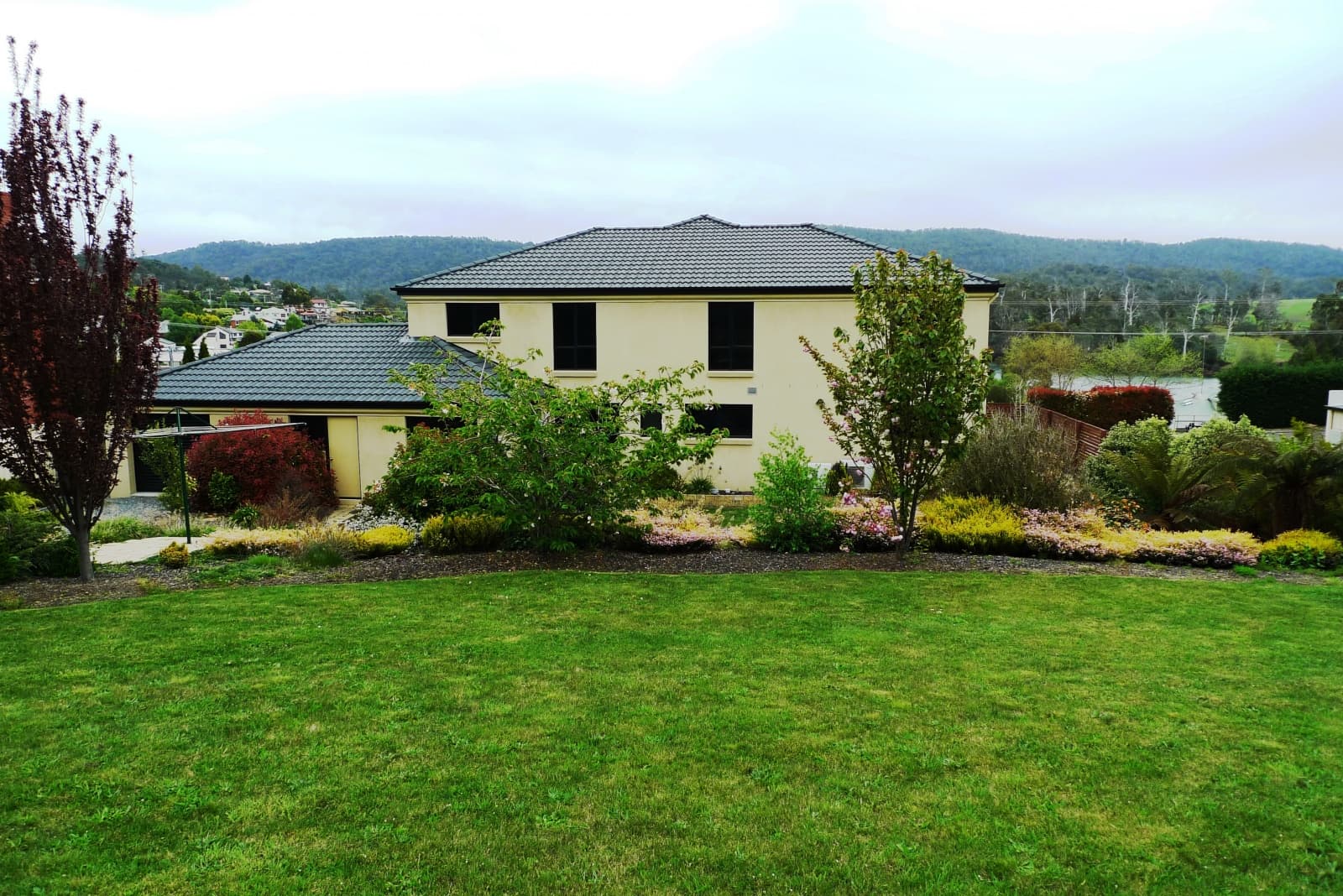48 Bayview Drive, Blackstone Heights, Blackstone Heights - Thumbnail 2