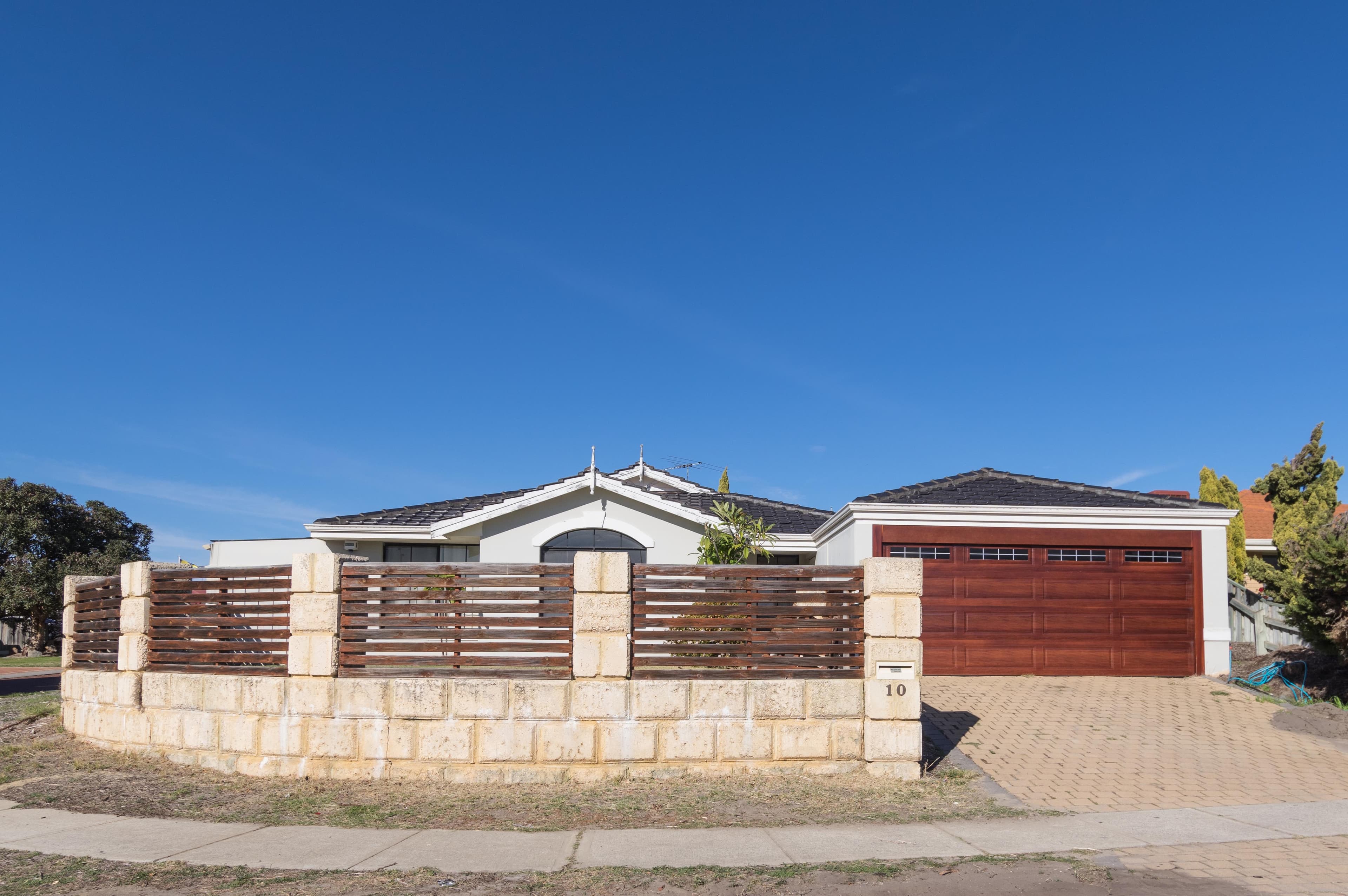 10 Valley Views Drive, Landsdale, Landsdale - Image 1