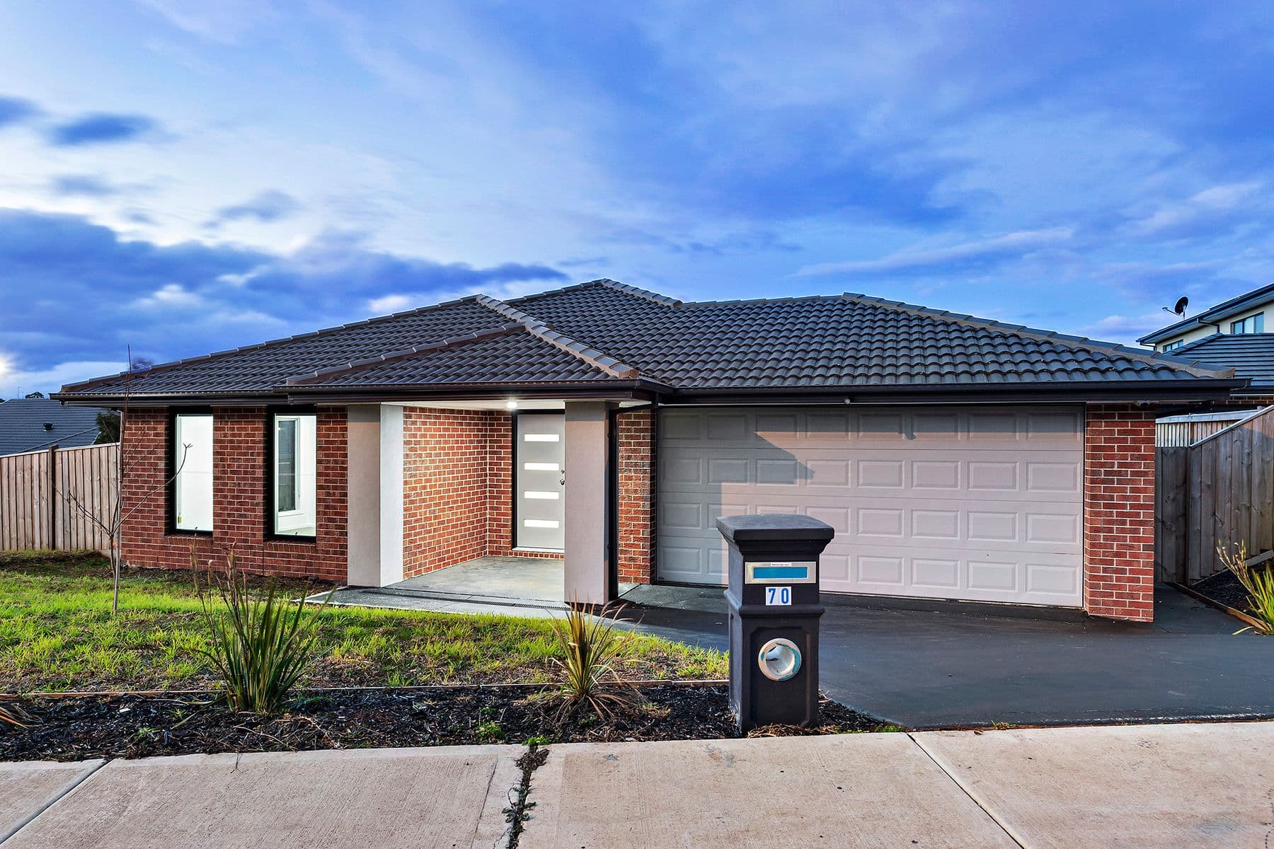 70 Rosenthal Boulevard, Sunbury, Sunbury - Thumbnail 2
