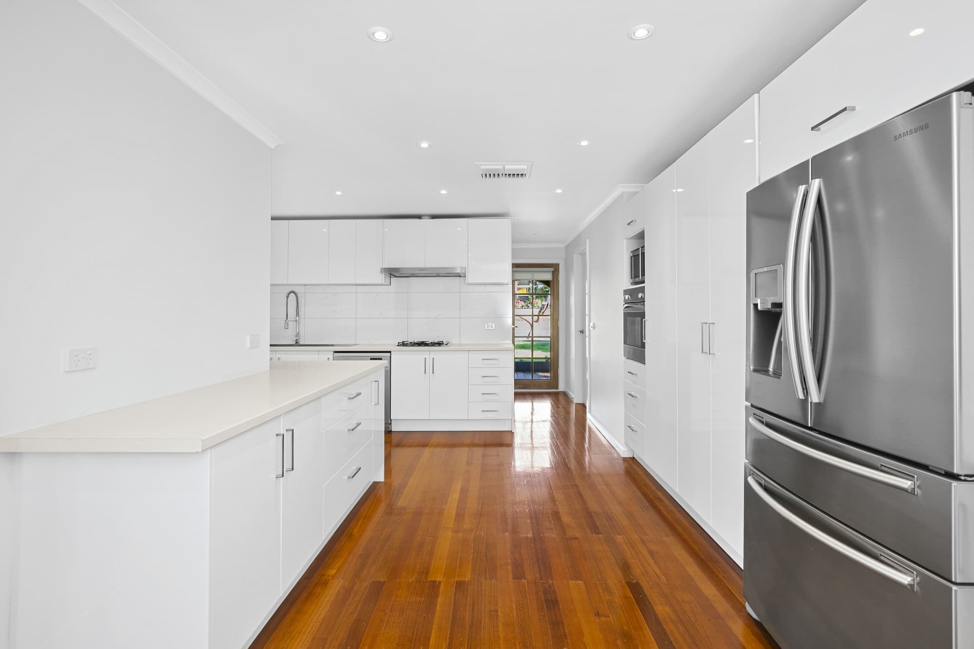 37 Sanderling Crescent, Mornington, Mornington - Thumbnail 3