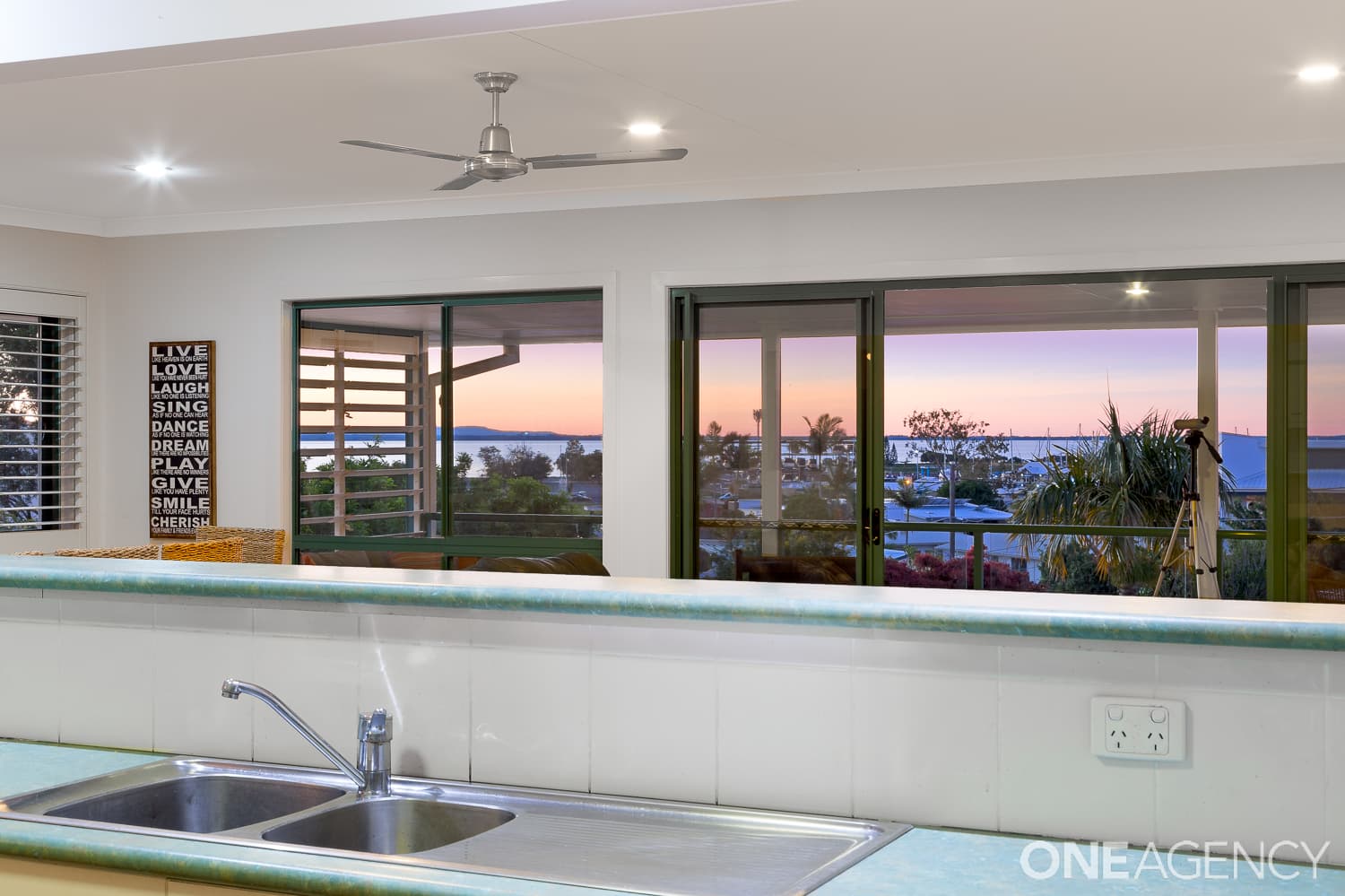 42 Michel Road, Scarborough, Scarborough - Thumbnail 5
