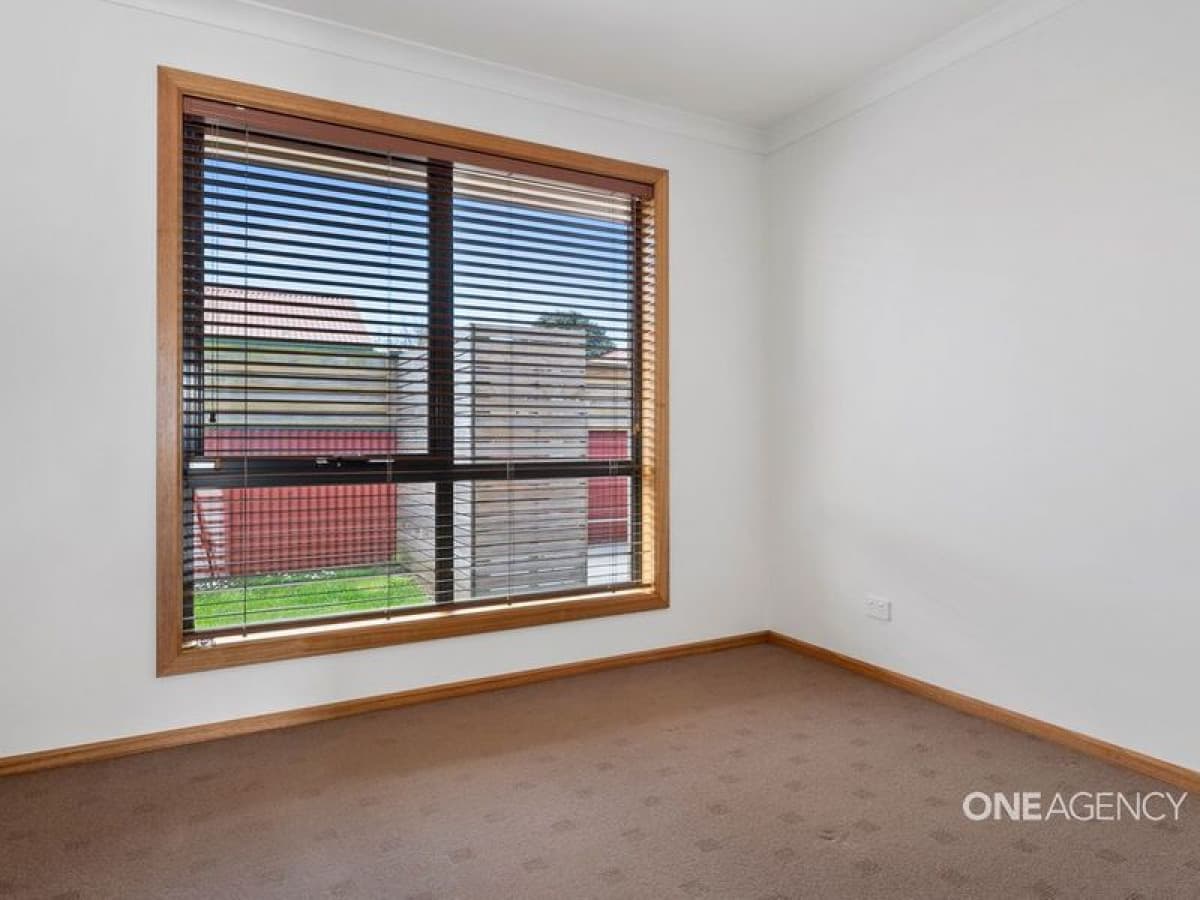 2/2 Hale Street, Stanley, Stanley - Thumbnail 6
