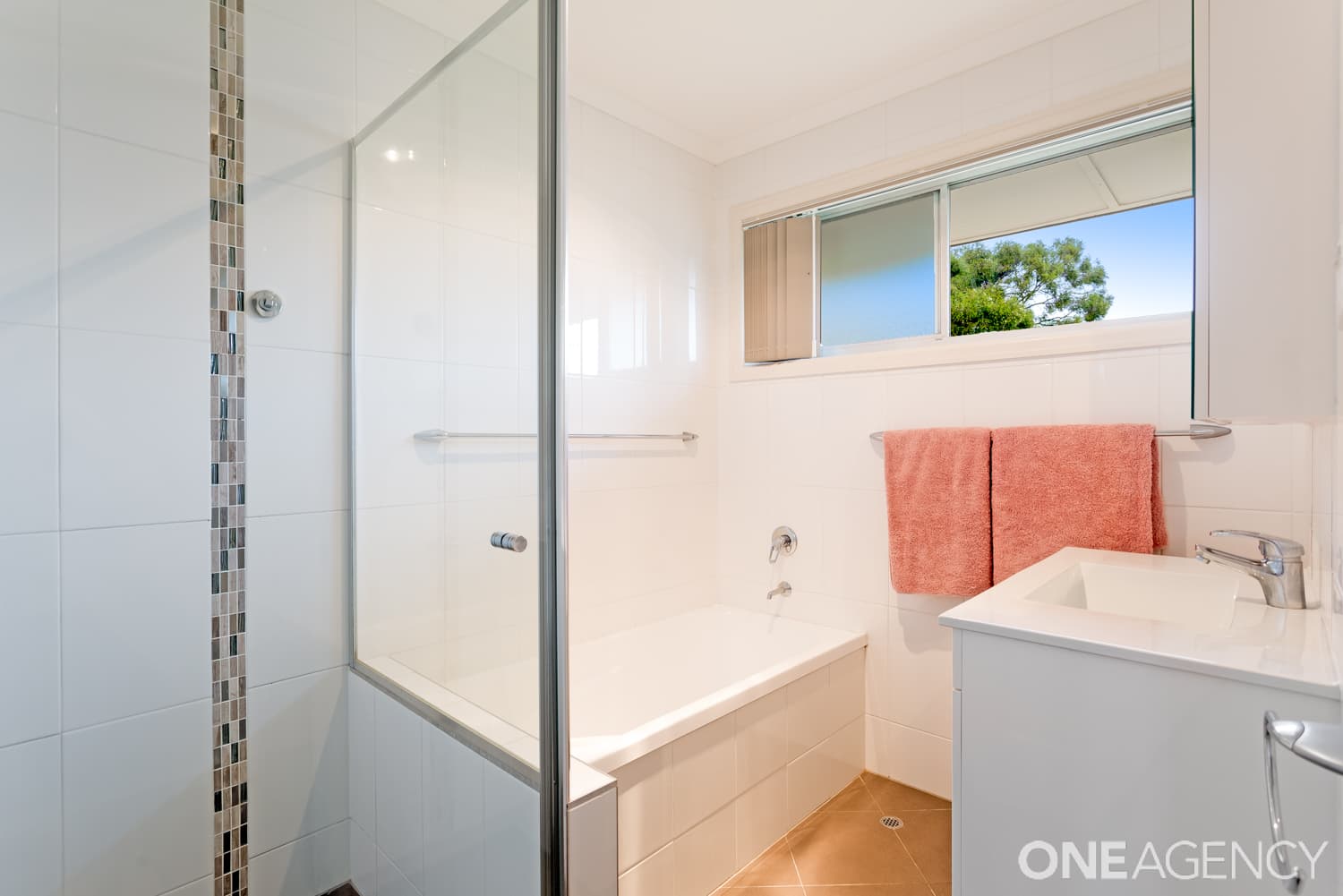 19 Waratah Drive, Clontarf, Clontarf - Thumbnail 8