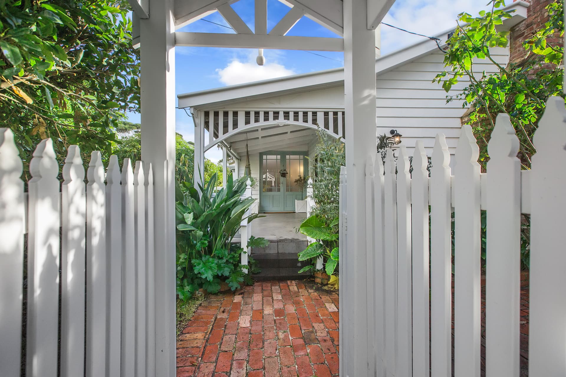 17 Mohilla Street, Mount Eliza, Mount Eliza - Thumbnail 2