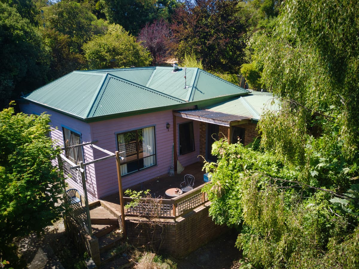 24 Gawler Road, Ulverstone, Ulverstone - Thumbnail 2
