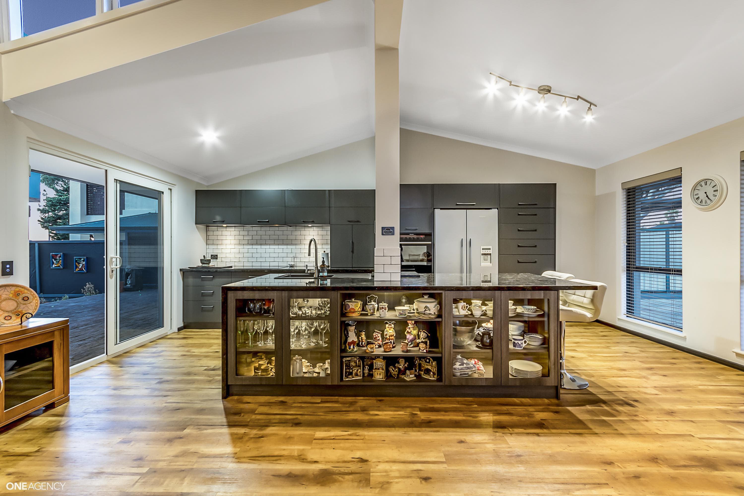 100 Bridgewater Drive, Kallaroo, Kallaroo - Thumbnail 8