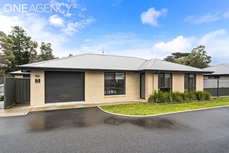 1/16 Moriarty Road, Latrobe, Latrobe - Image 1