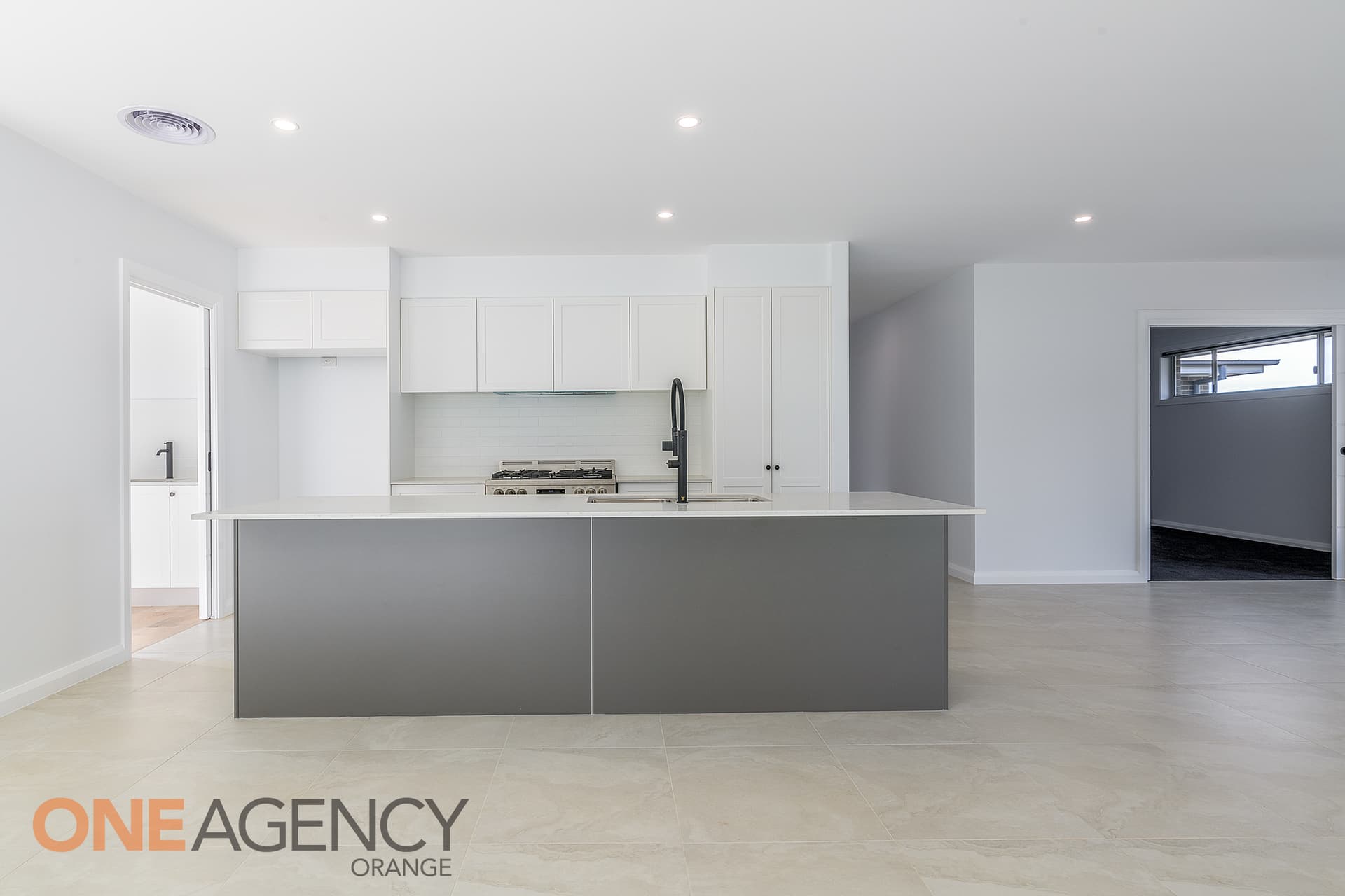 20 Stevenson Way, Orange, Orange - Thumbnail 7