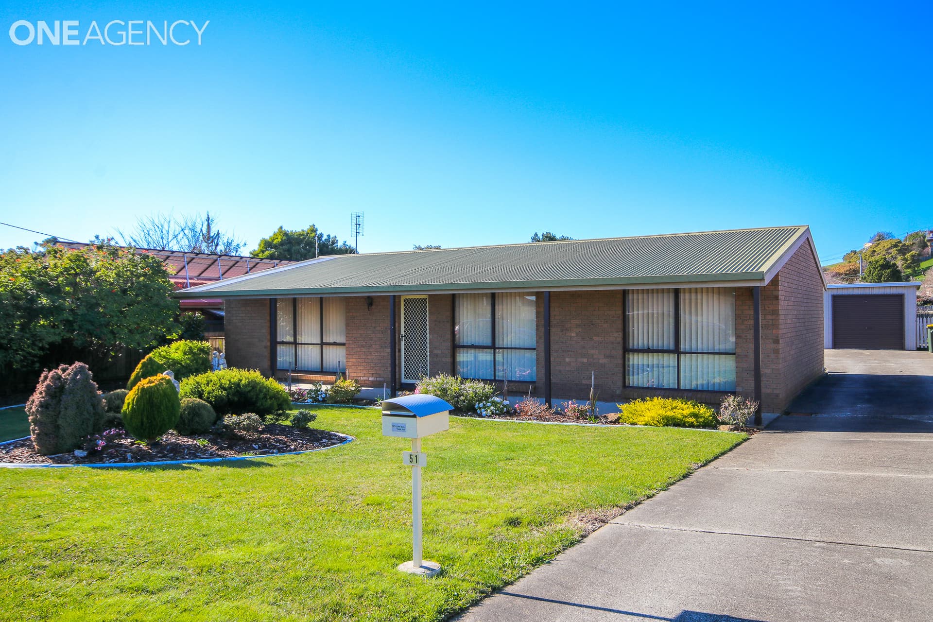 51 David Street, East Devonport, East Devonport - Thumbnail 2