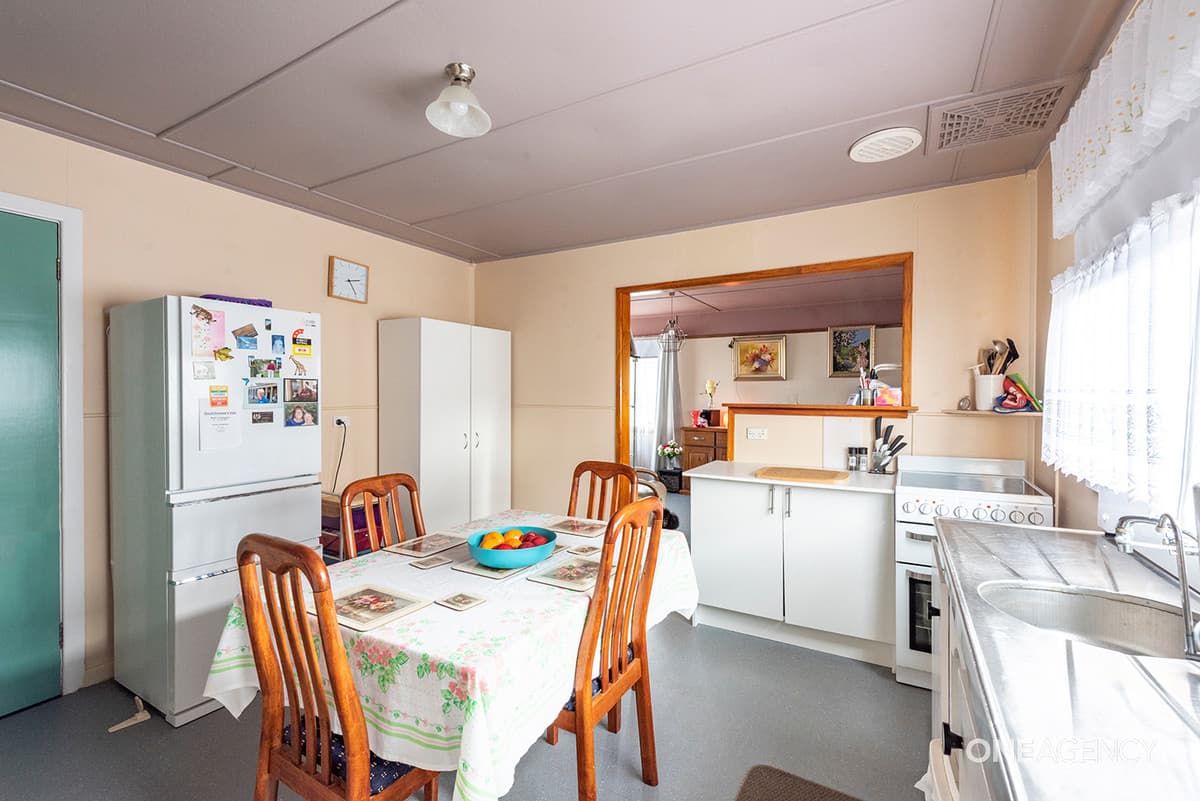 12 Conrad Street, Acton, Acton - Thumbnail 3
