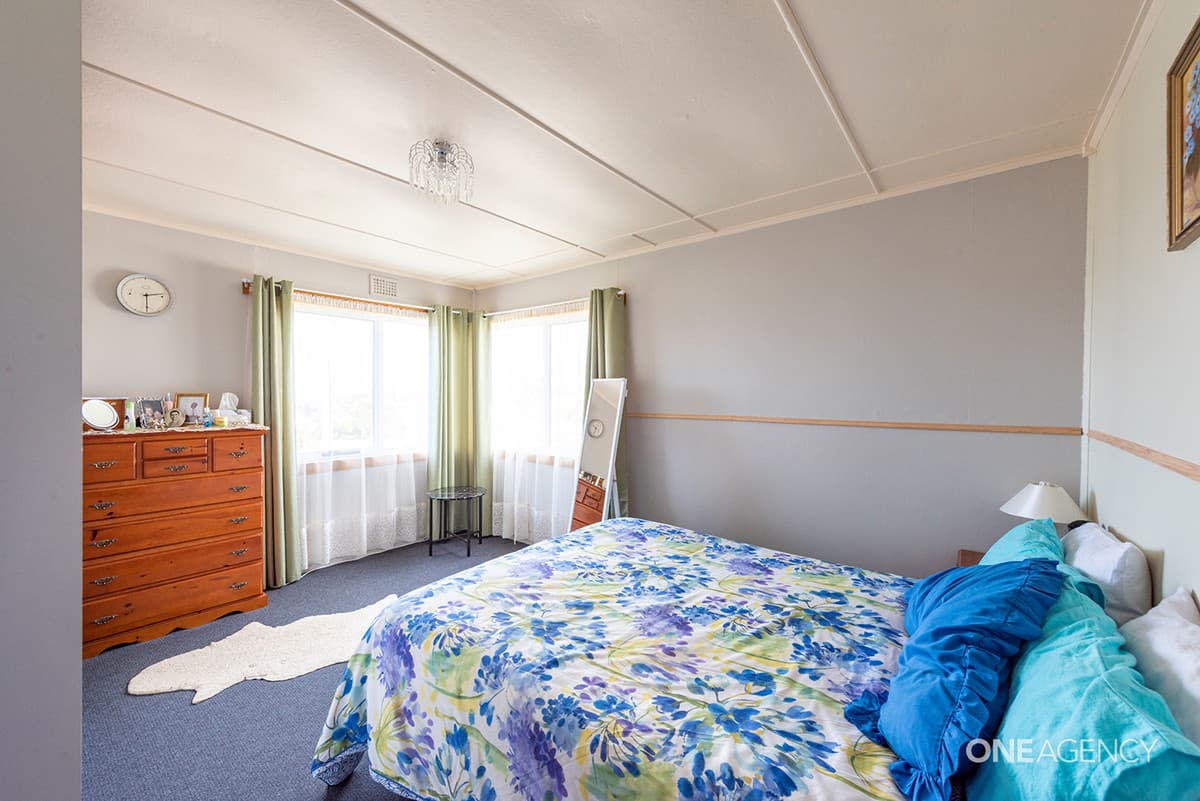 12 Conrad Street, Acton, Acton - Thumbnail 4