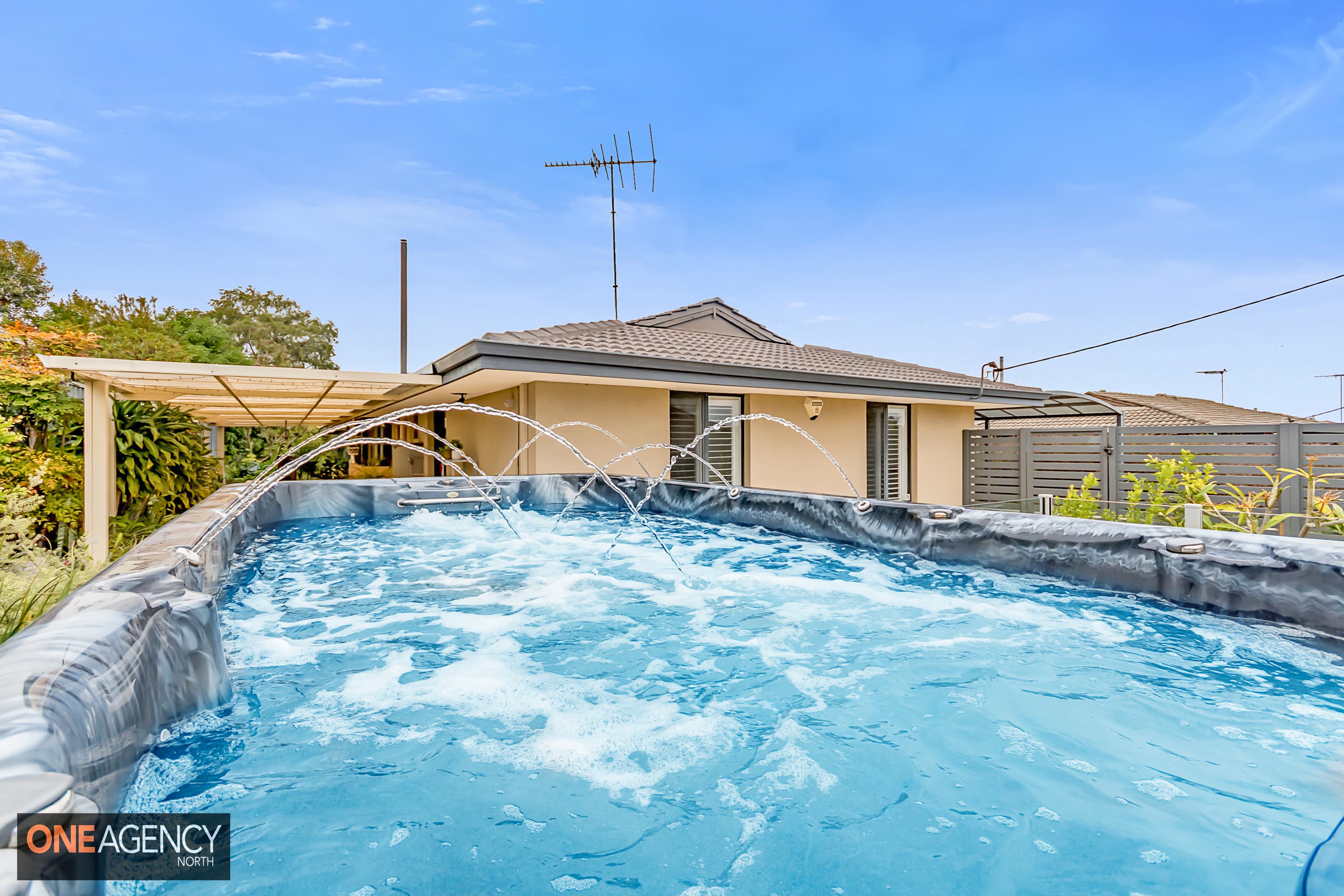36 Campbell Drive, Hillarys, Hillarys - Thumbnail 2