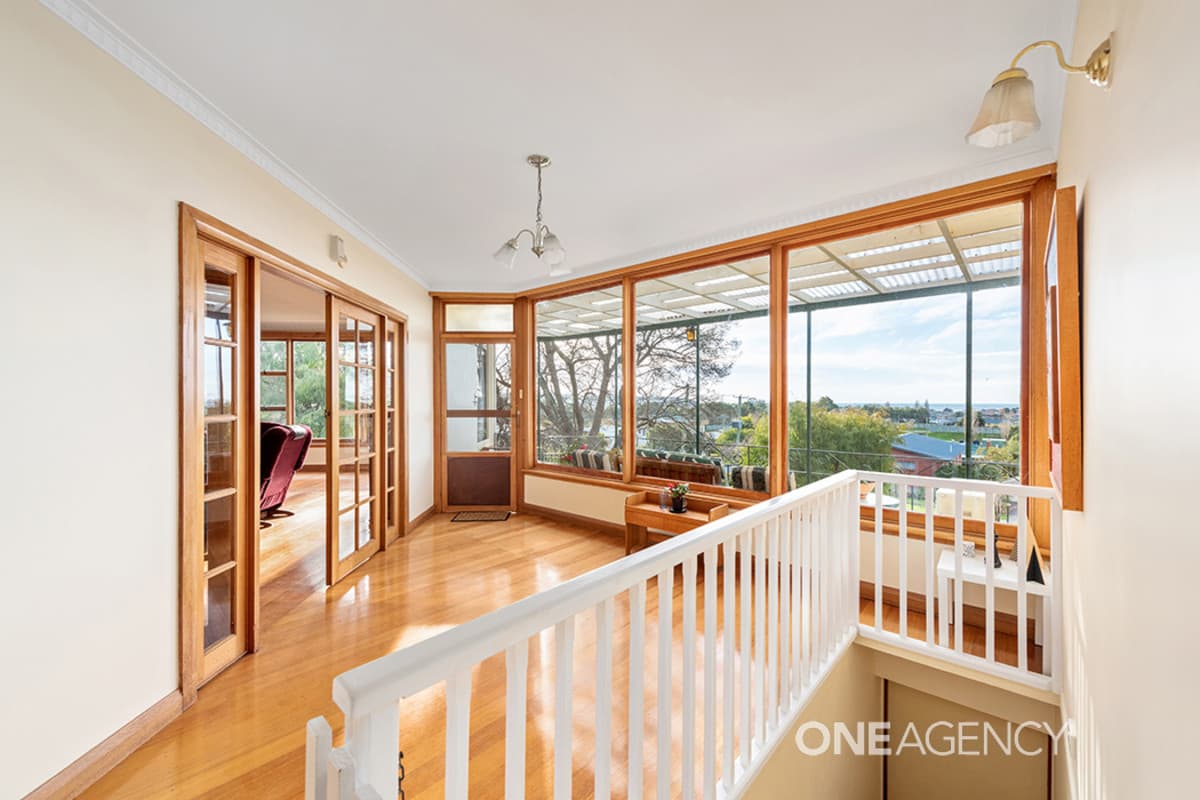 4 Haven Crescent, Ulverstone, Ulverstone - Thumbnail 2