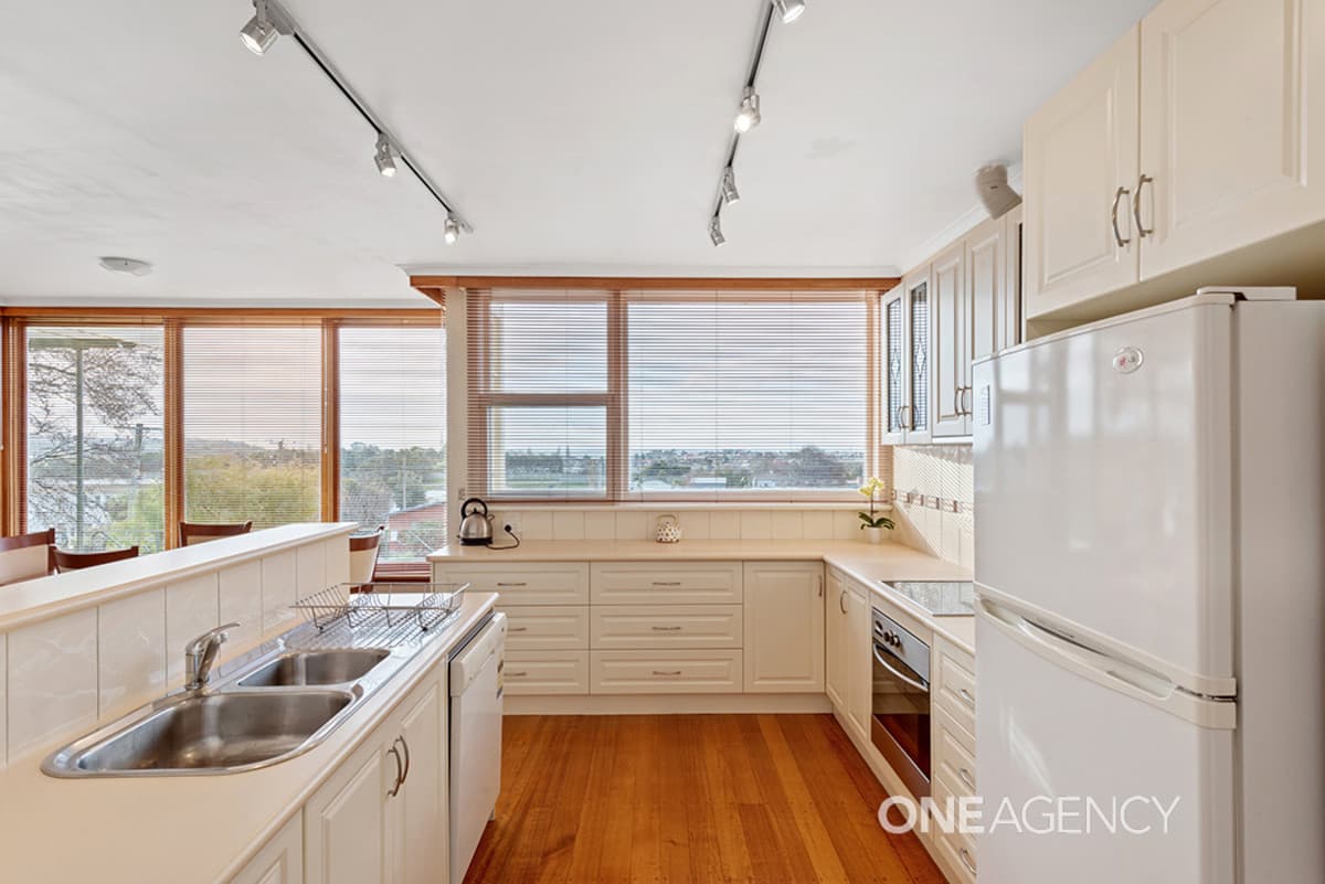 4 Haven Crescent, Ulverstone, Ulverstone - Thumbnail 4