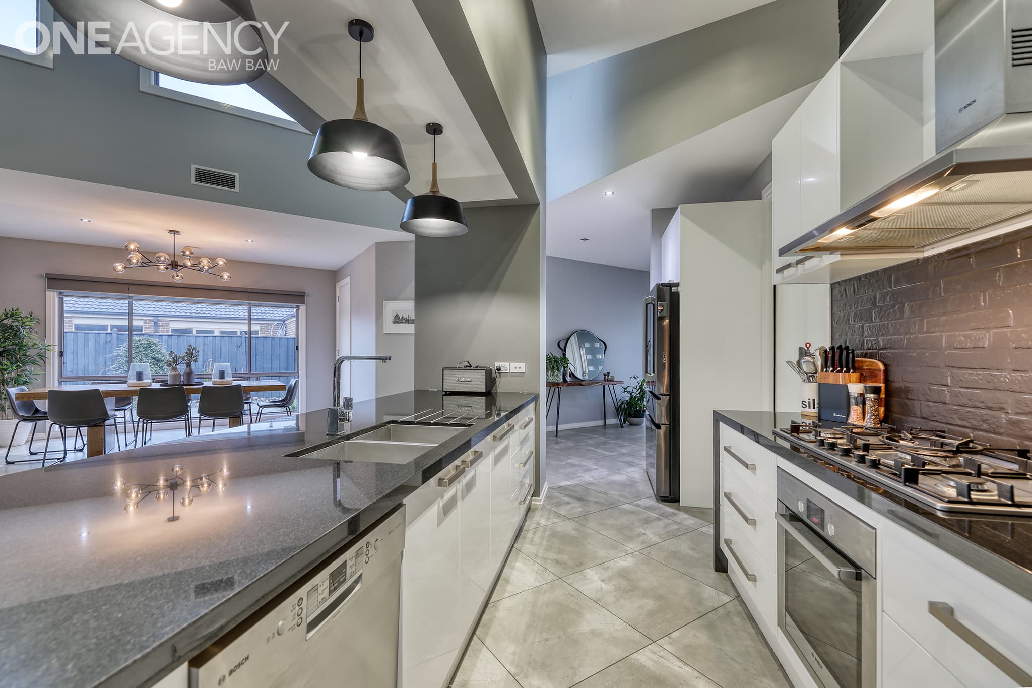 10 Armadale Drive, Warragul, Warragul - Thumbnail 2