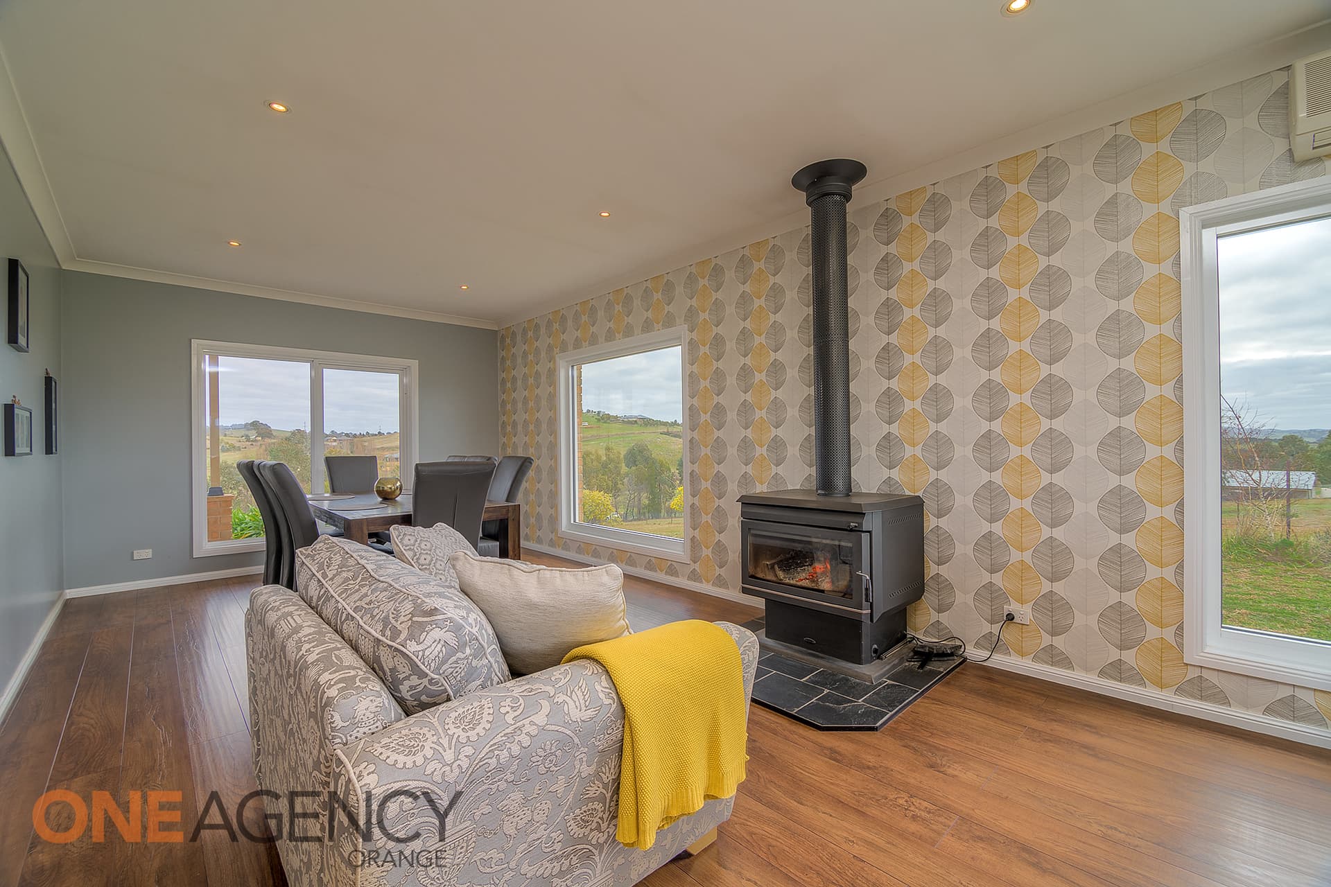 13 Windera Drive, Orange, Orange - Thumbnail 4