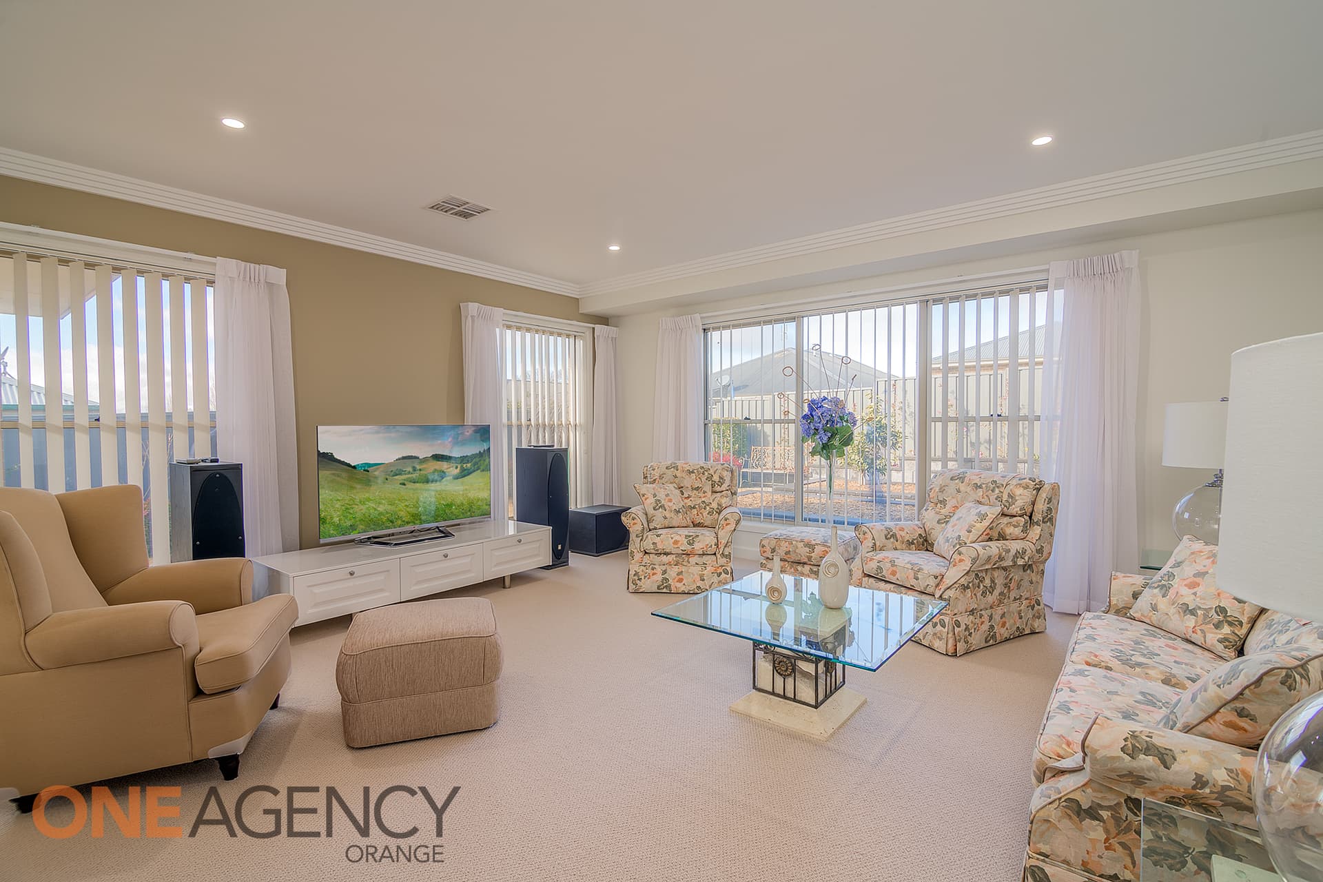 13 Mariposa Street, Orange, Orange - Thumbnail 3