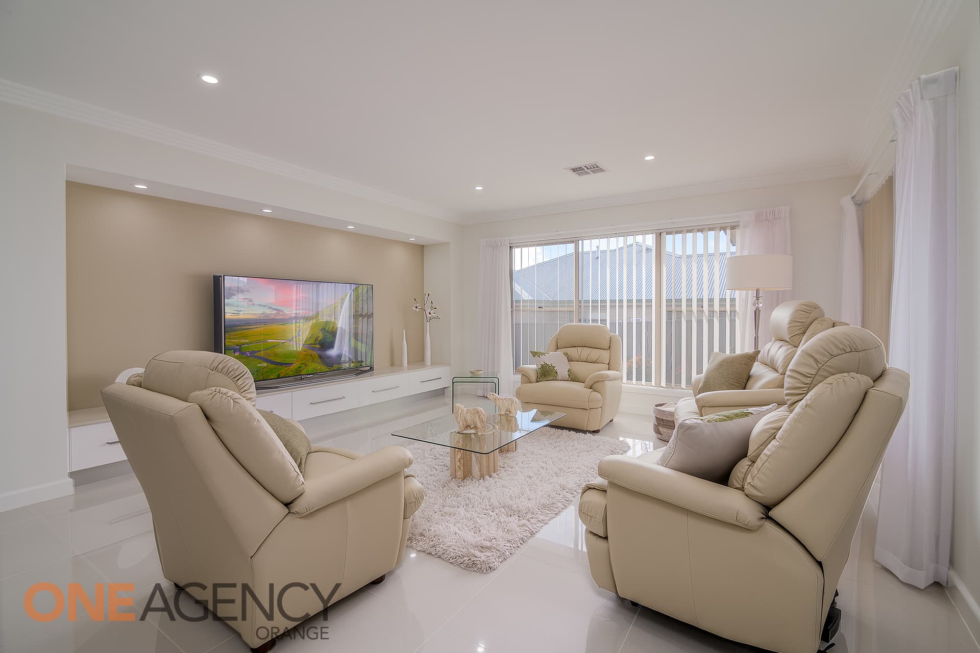 13 Mariposa Street, Orange, Orange - Thumbnail 4